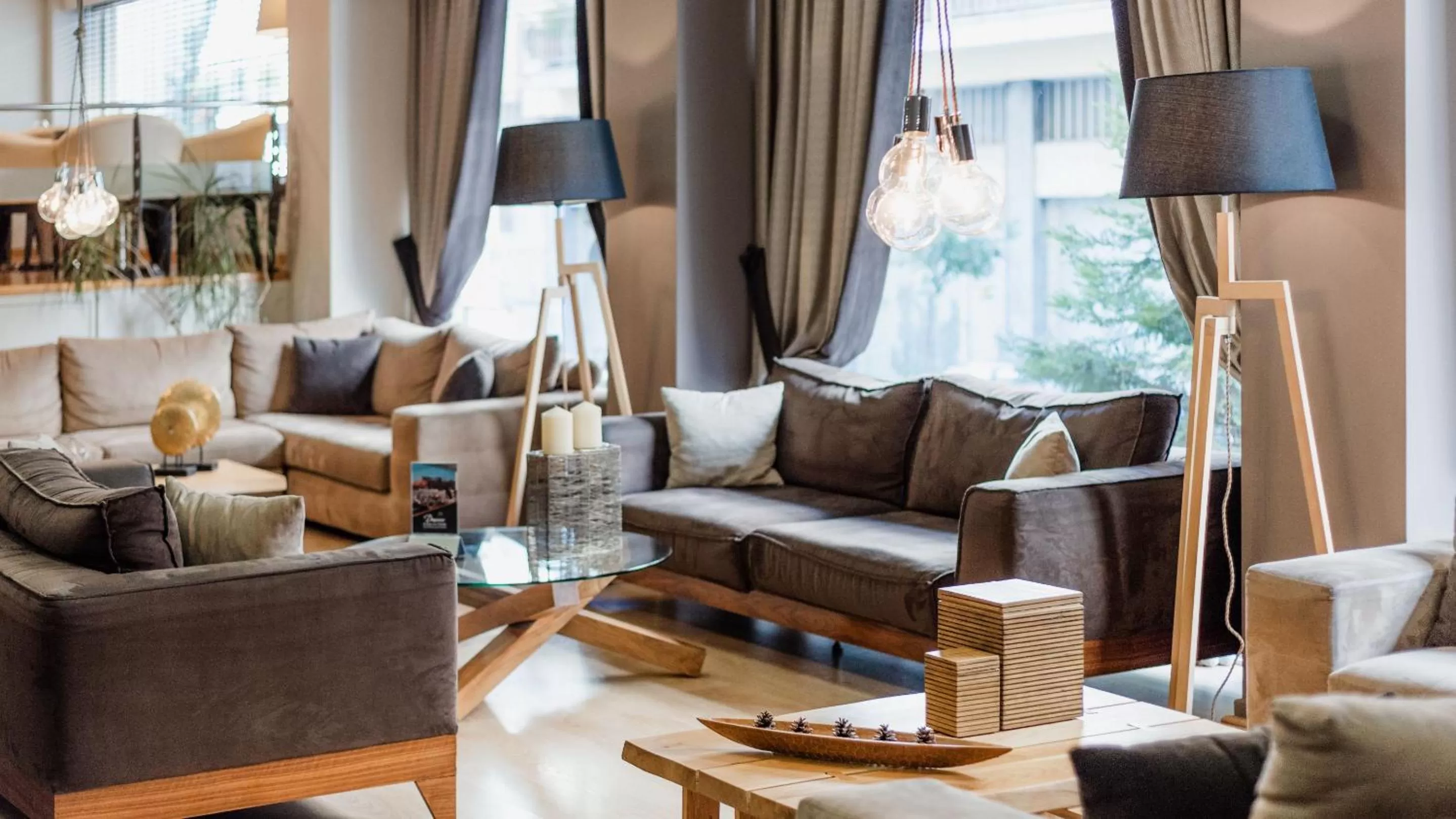 Living room in Acropolis Select