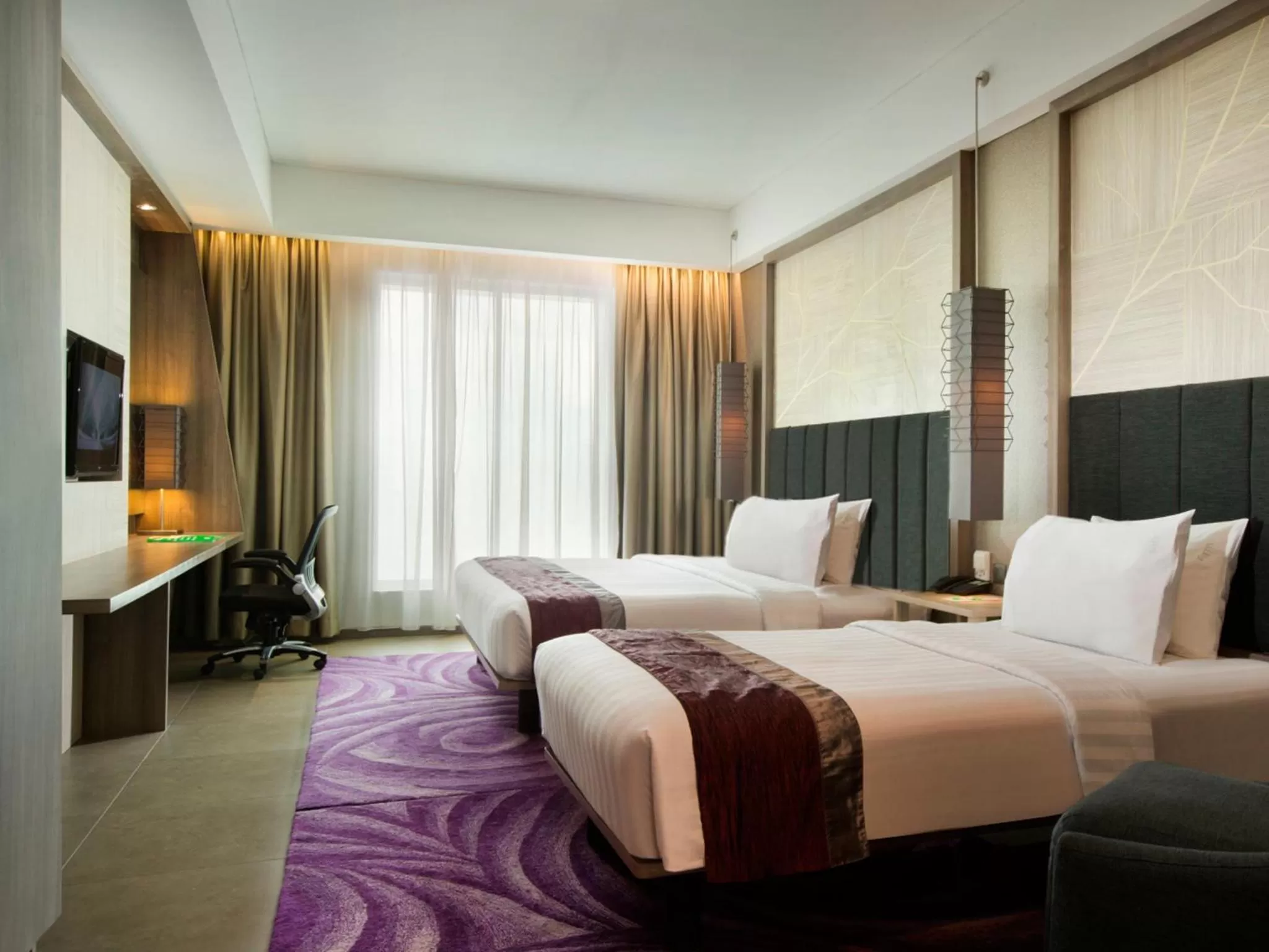 Bed in Holiday Inn Bandung Pasteur by IHG