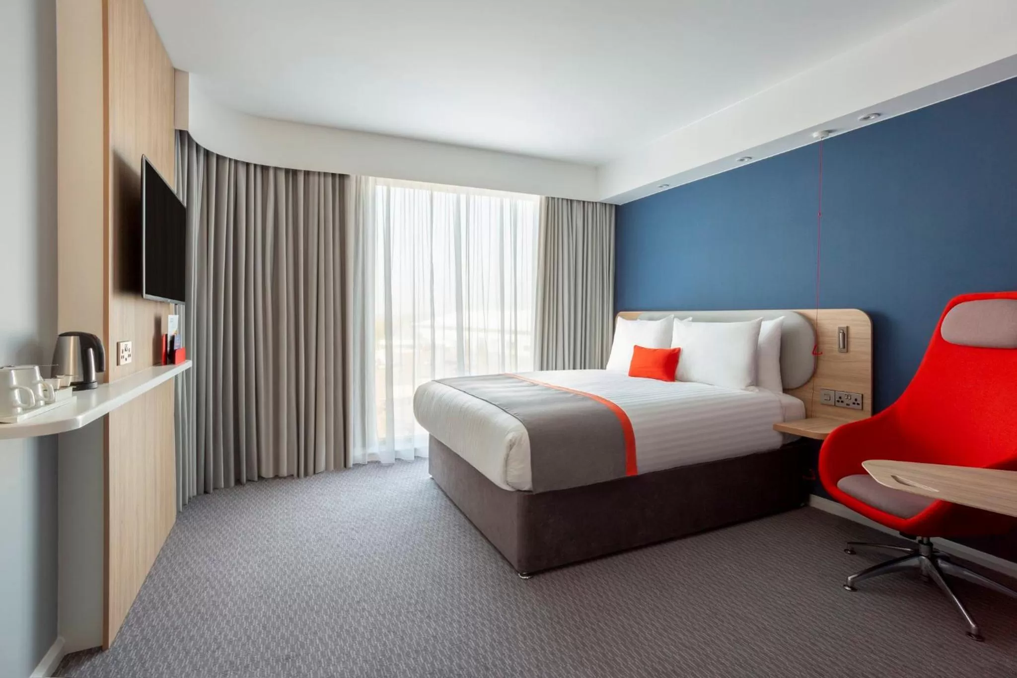Photo of the whole room, Bed in Holiday Inn Express & Suites - Deventer by IHG