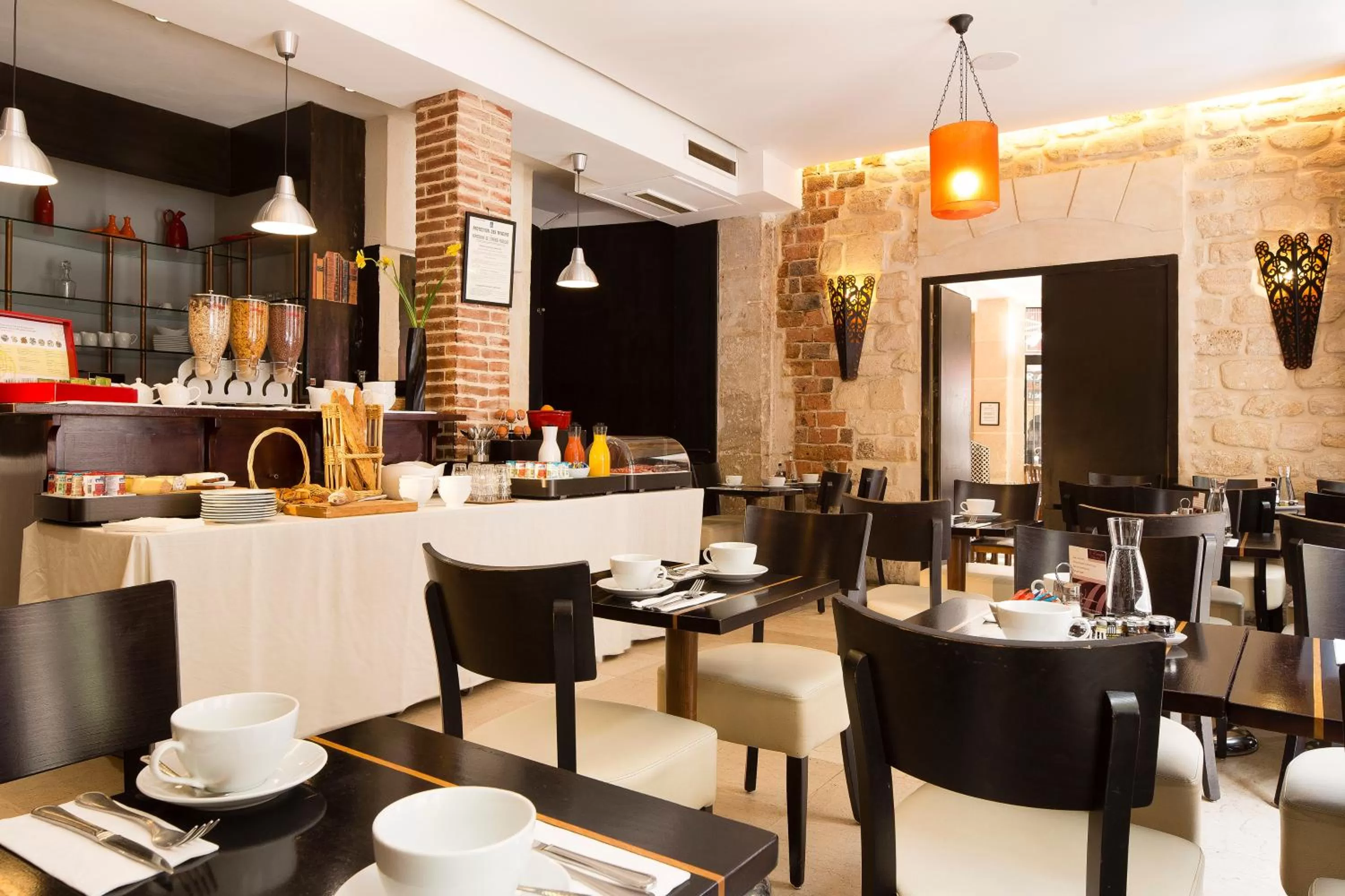 Restaurant/places to eat in Europe Saint Severin-Paris Notre Dame