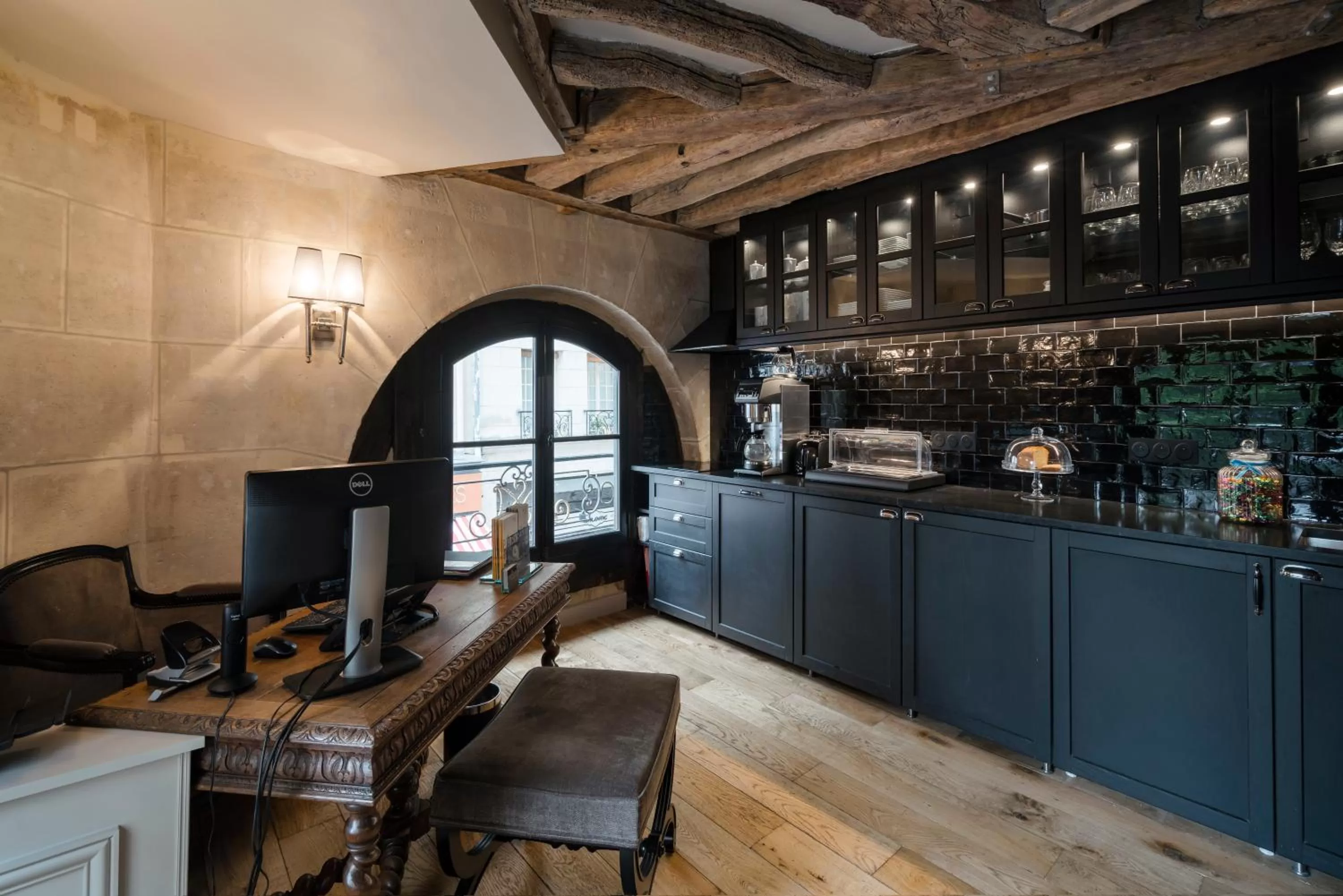 Lobby or reception in Hôtel Le Presbytère