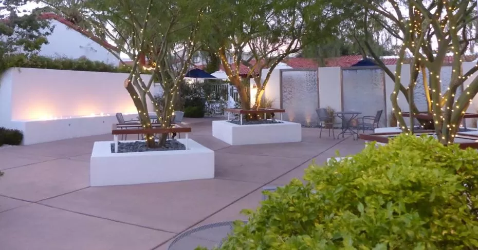 Garden in Alcazar Palm Springs