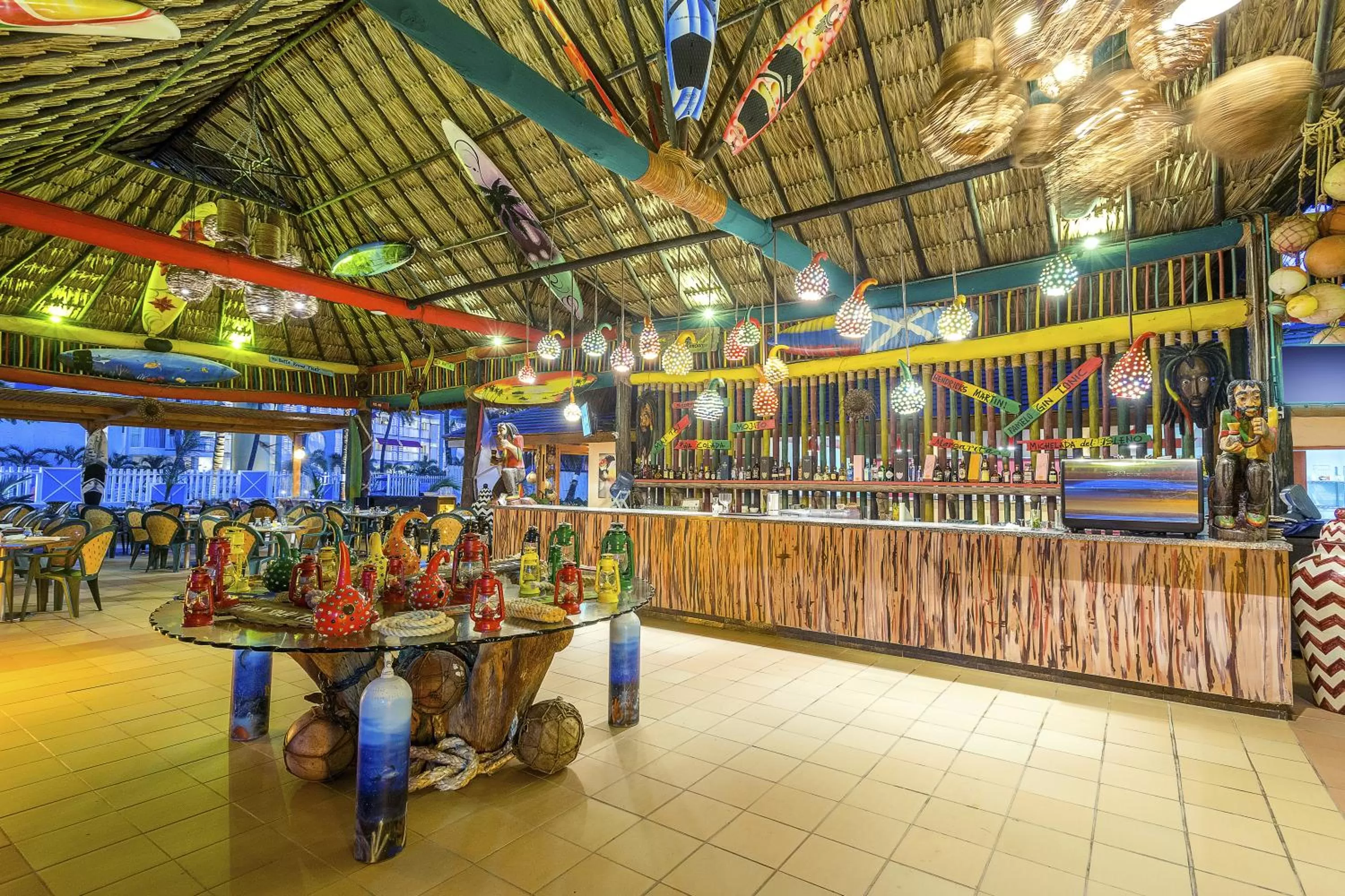 Restaurant/places to eat in Decameron Isleño - All Inclusive