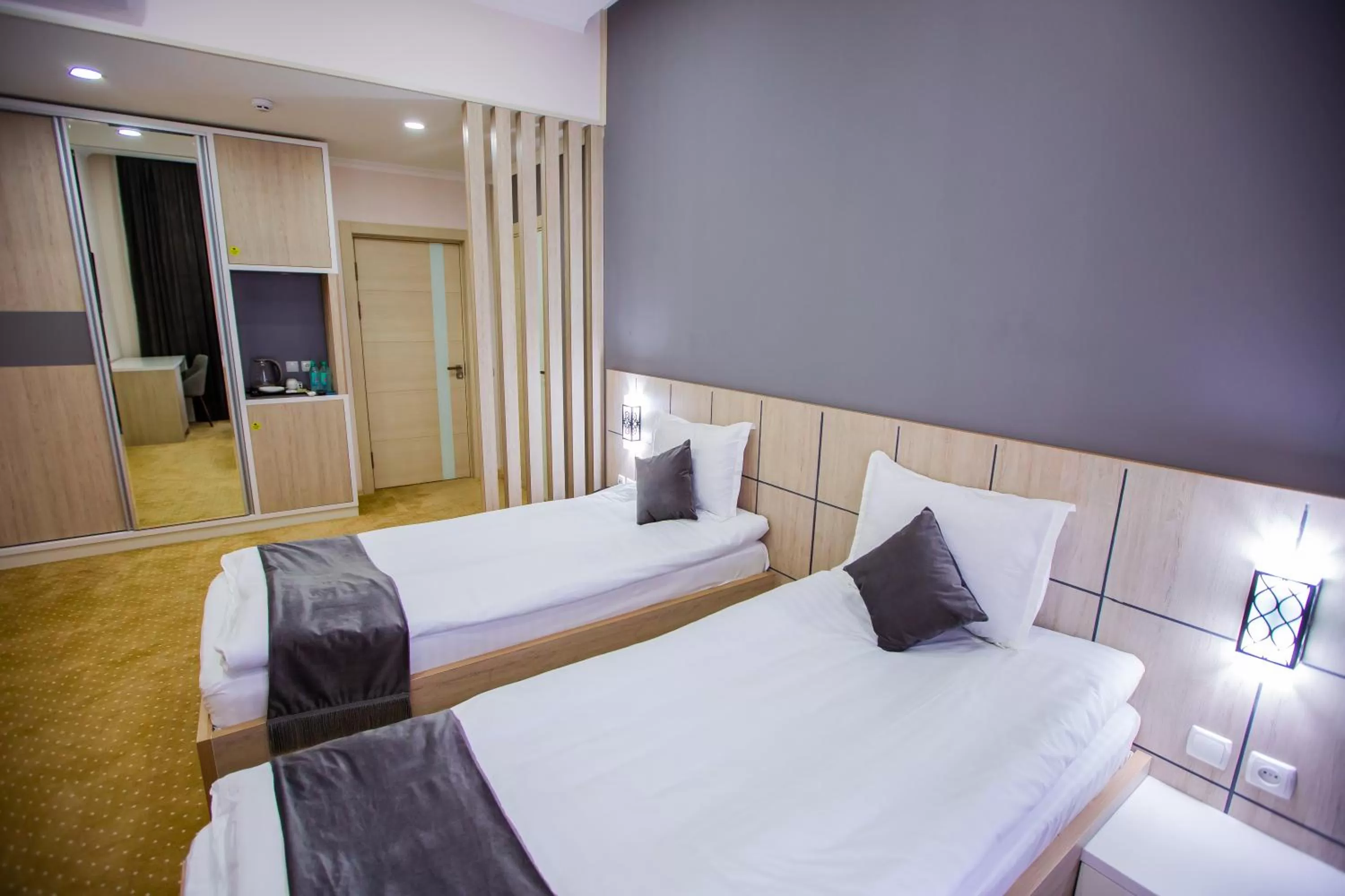 Deluxe Twin Room in Art Regency Premium Hotel, Free Airport Shuttle Service