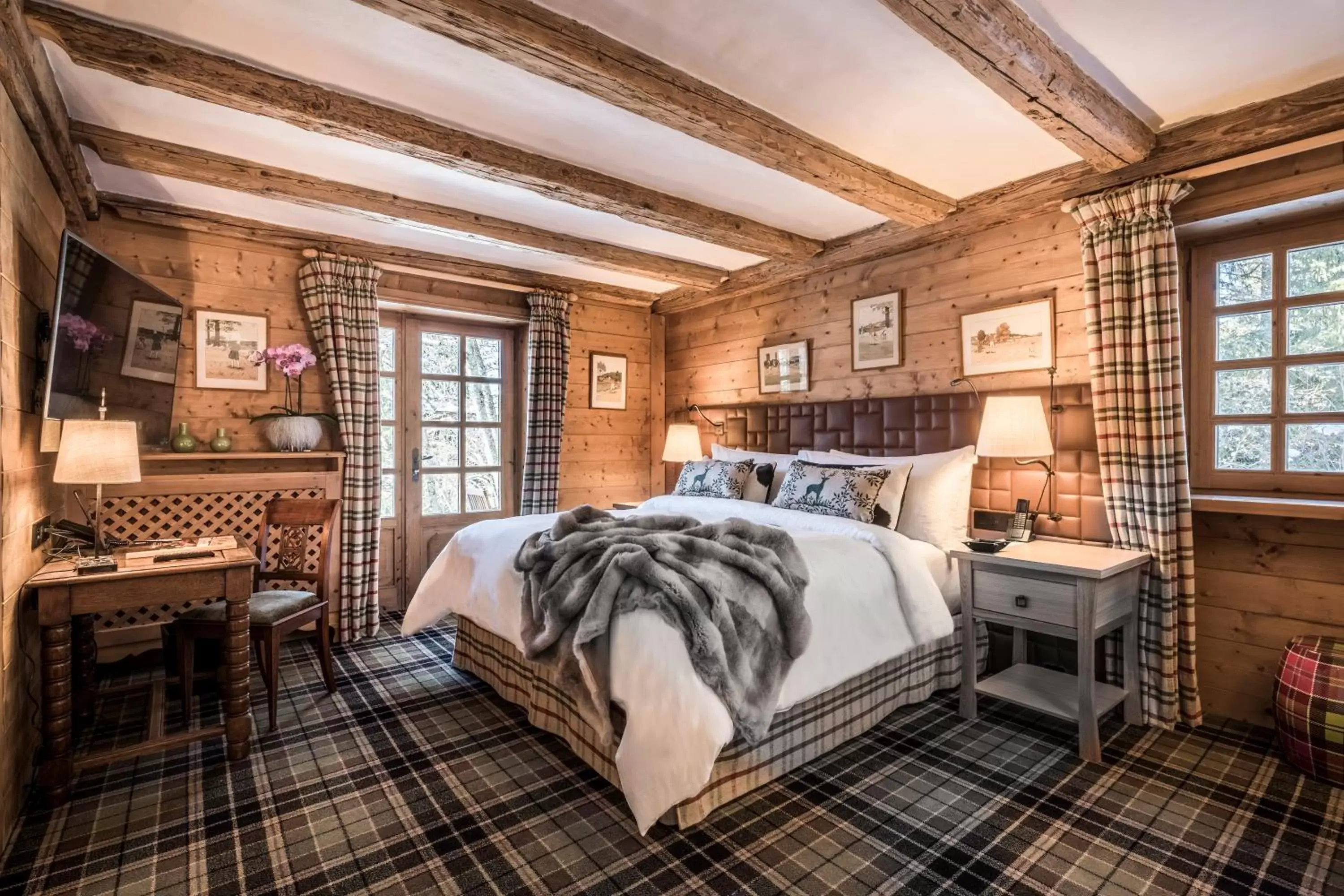 Gentiane Family Room King Bed
in Les Chalets du Mont d'Arbois & Spa, Megève Gentiane Family Room King Bed
in Les Chalets du Mont d'Arbois & Spa, Megève