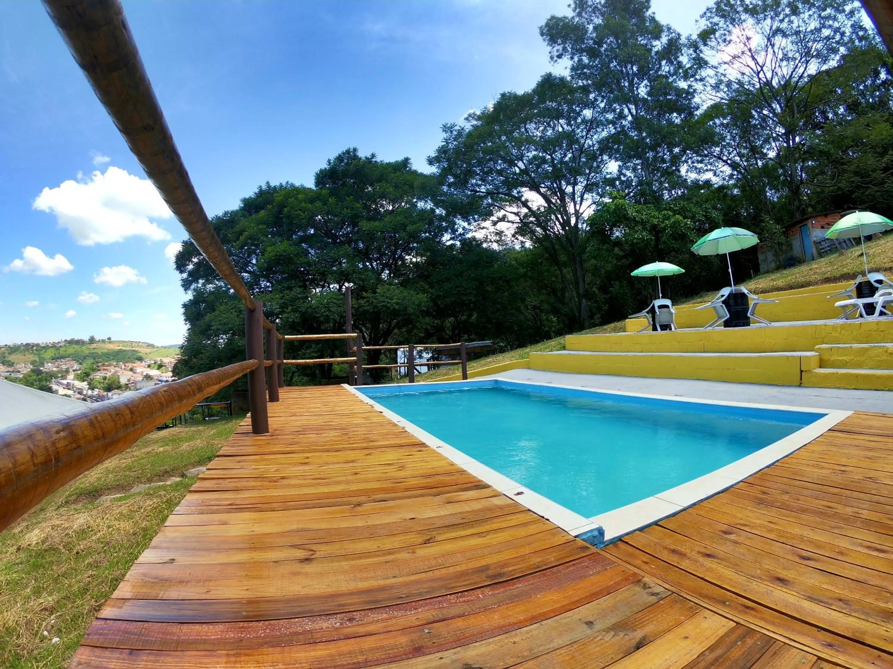 Swimming pool in Pousada Solar da Montanha