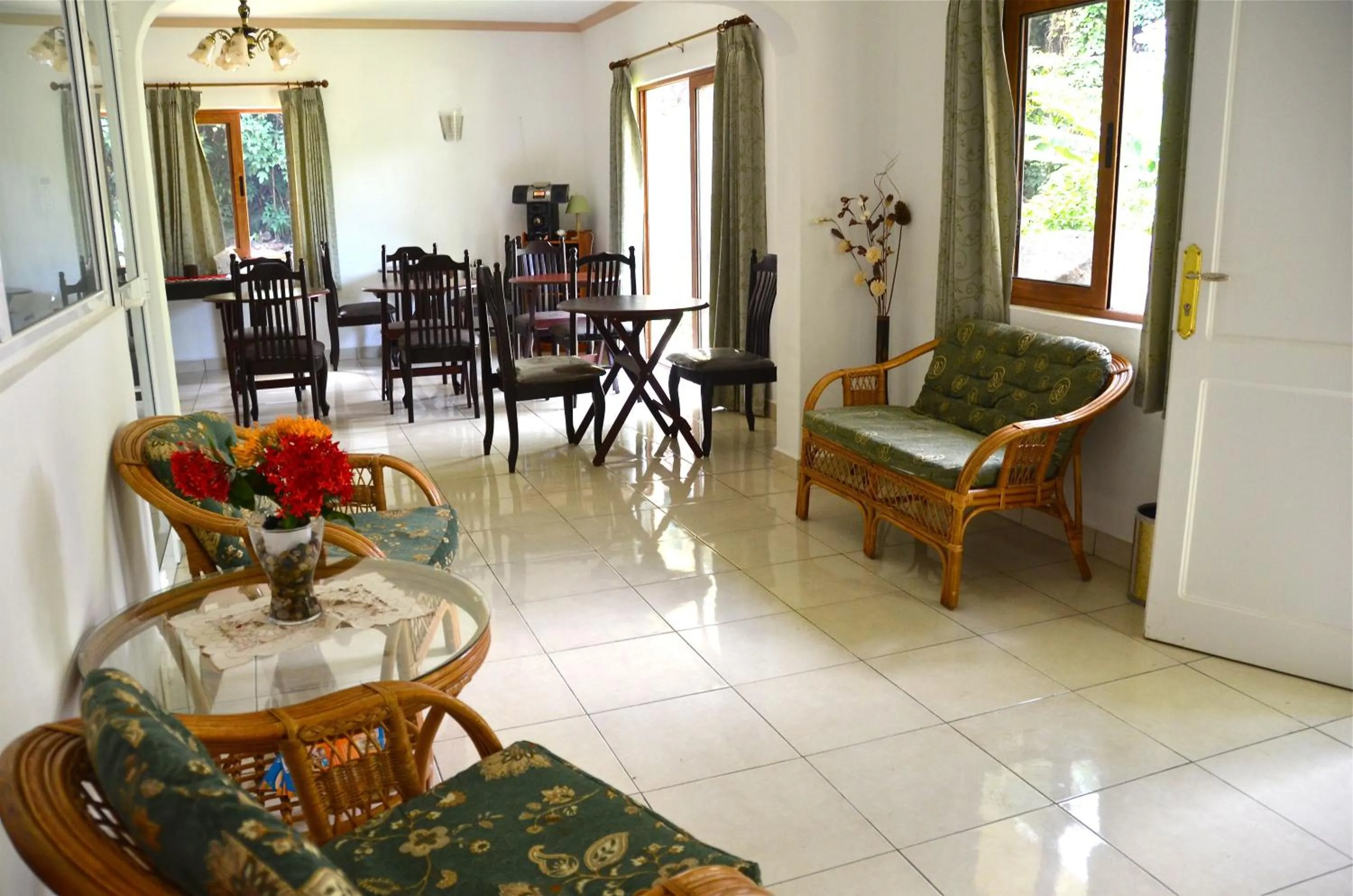 Lobby or reception in Forest Lodge