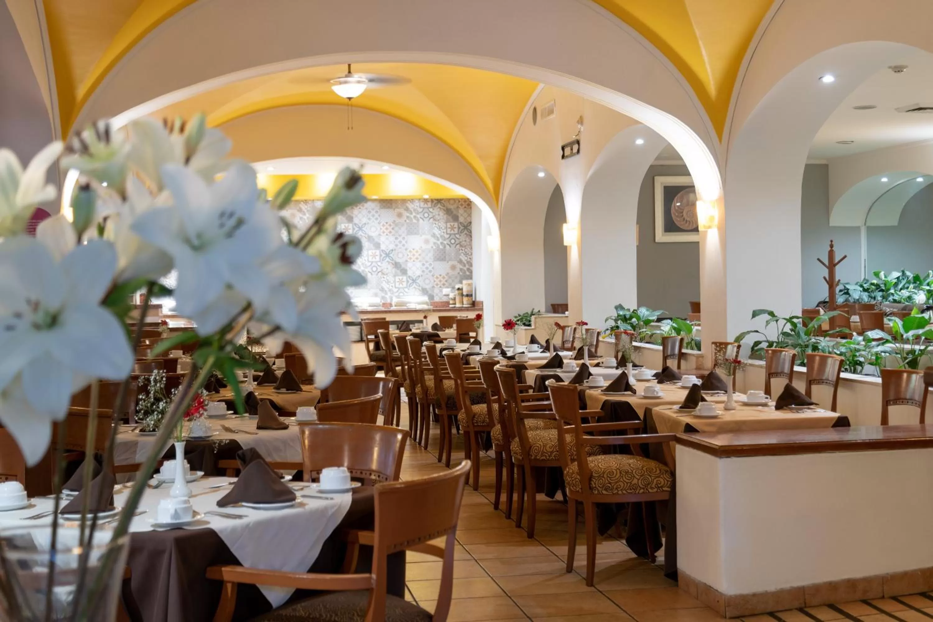 Restaurant/places to eat in Holiday Inn Guadalajara Expo Plaza del Sol by IHG