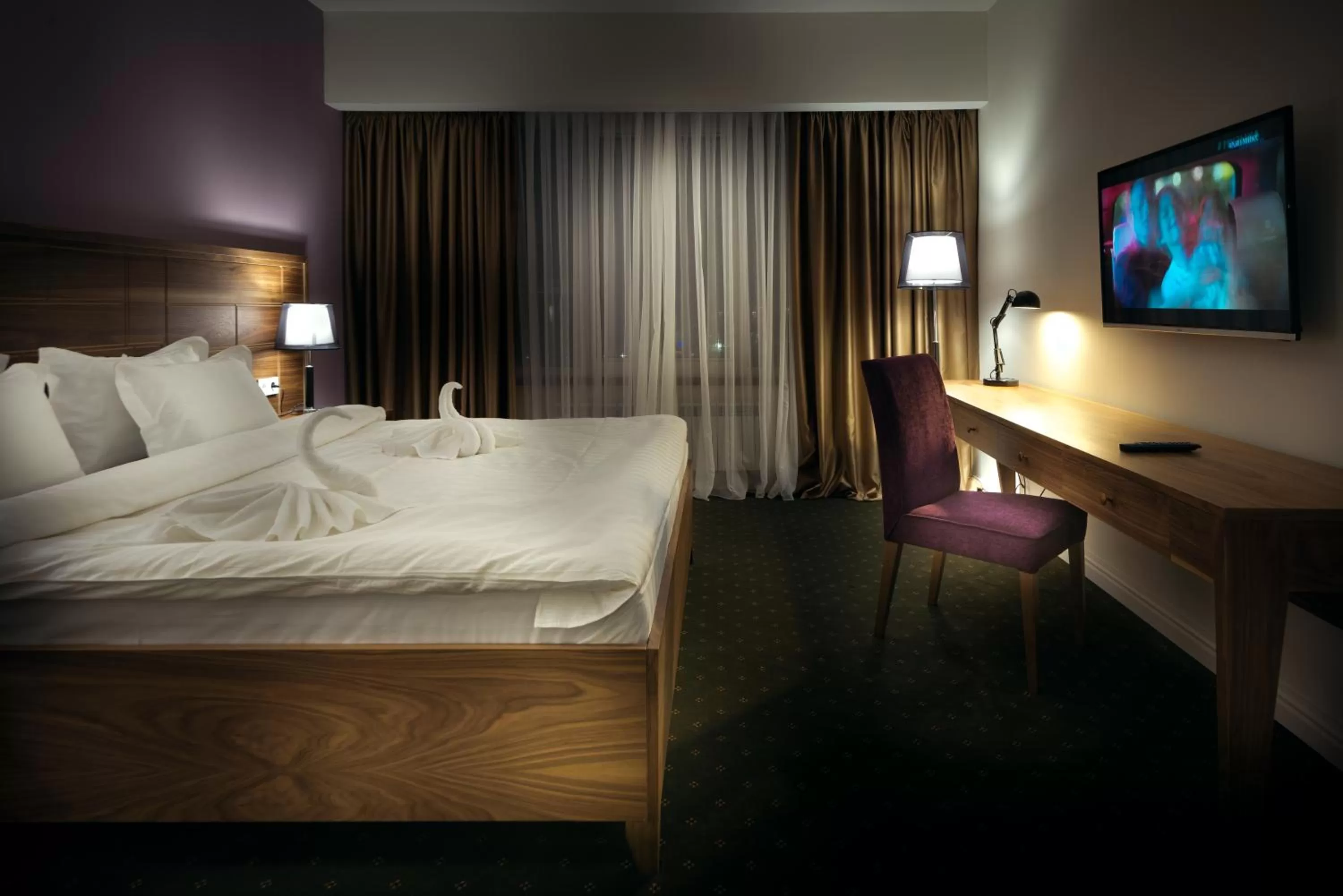 Decorative detail, Bed in The Square