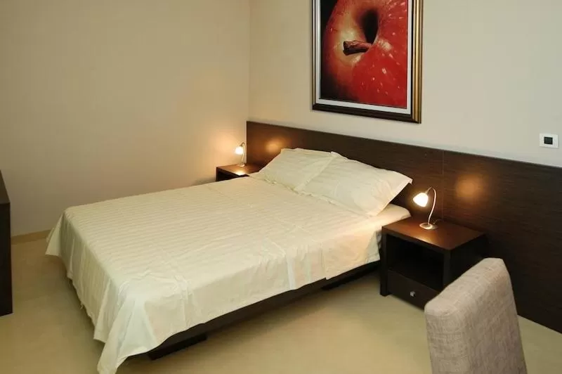 Photo of the whole room, Bed in Hotel Golf Luxury