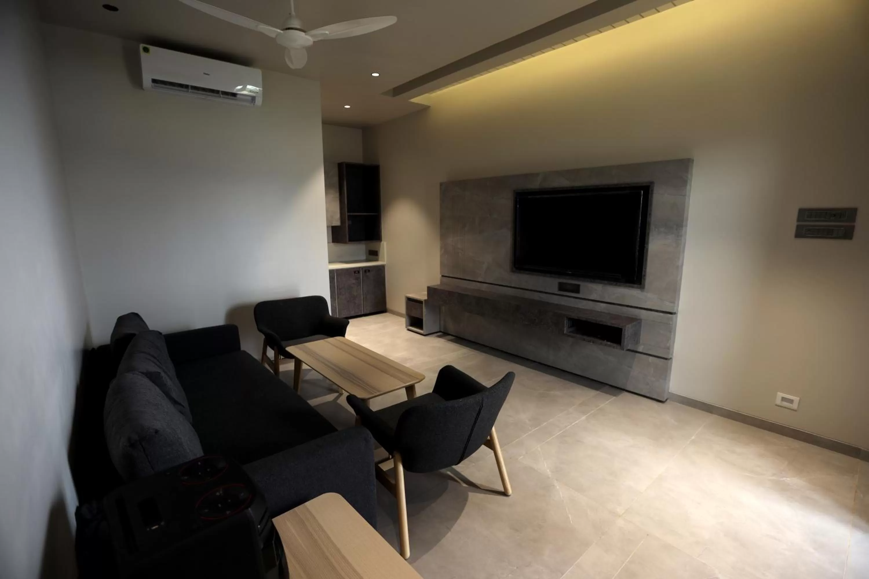 Seating Area in Jumbo Paradise, Pawna lake