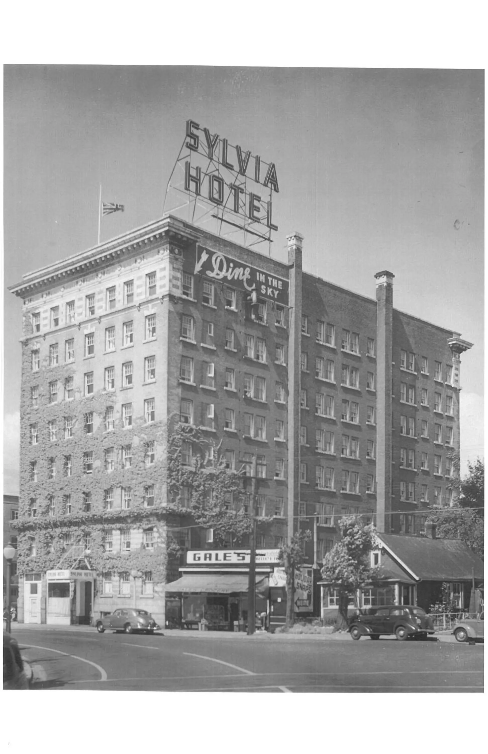 Facade/entrance in The Sylvia Hotel