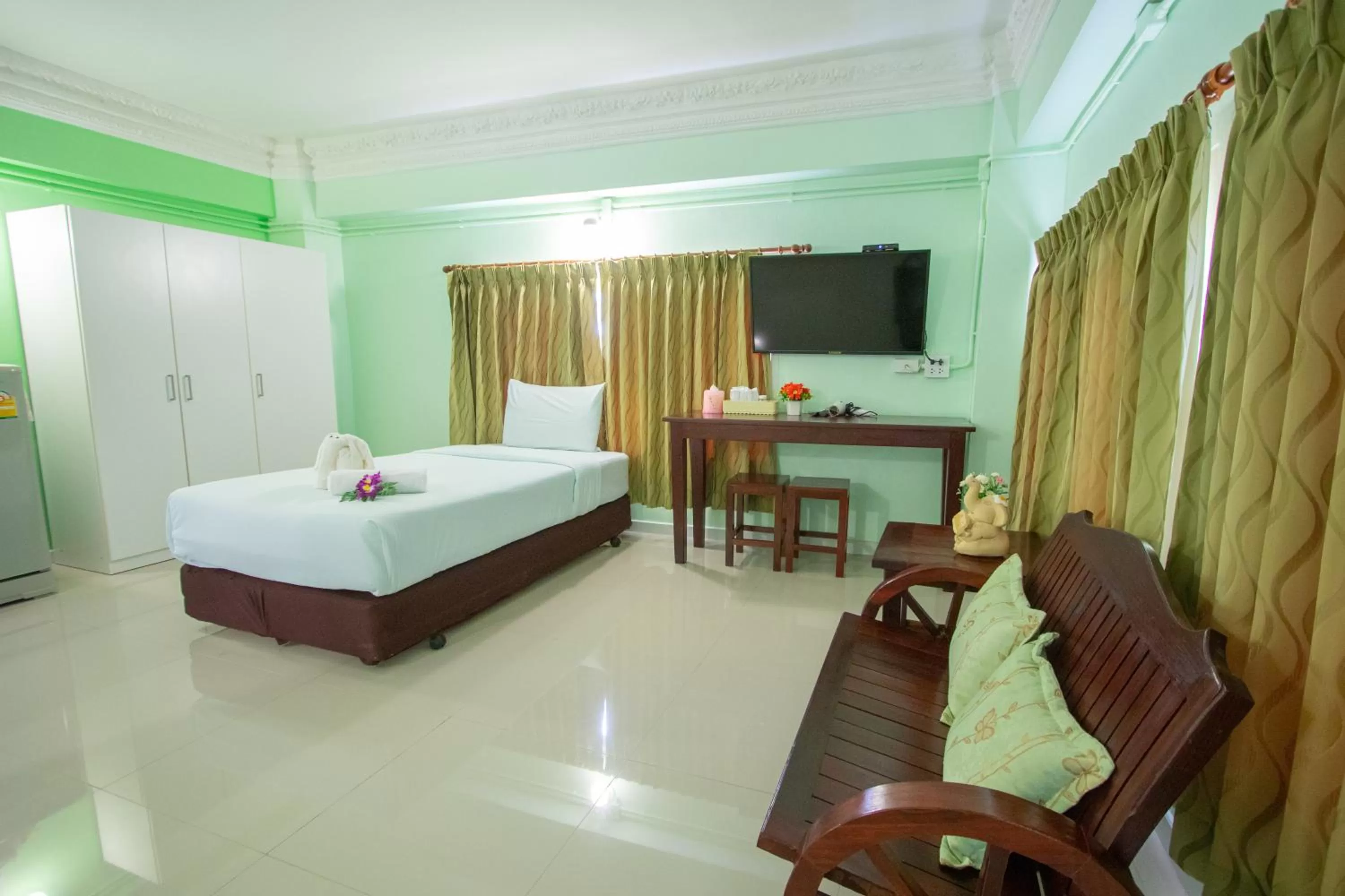 Photo of the whole room in Anchalee Resort