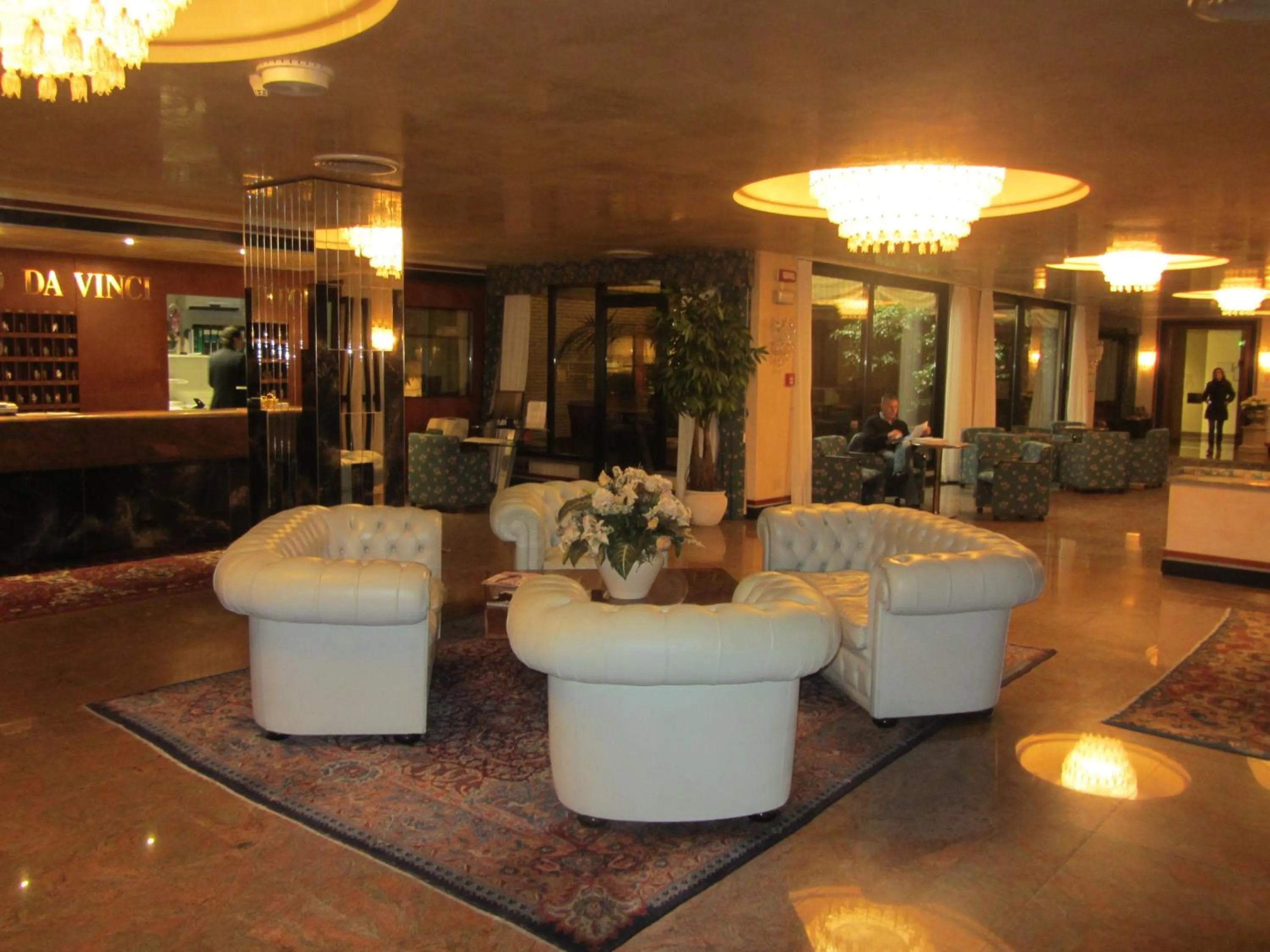 Lobby or reception in Hotel Leonardo Da Vinci