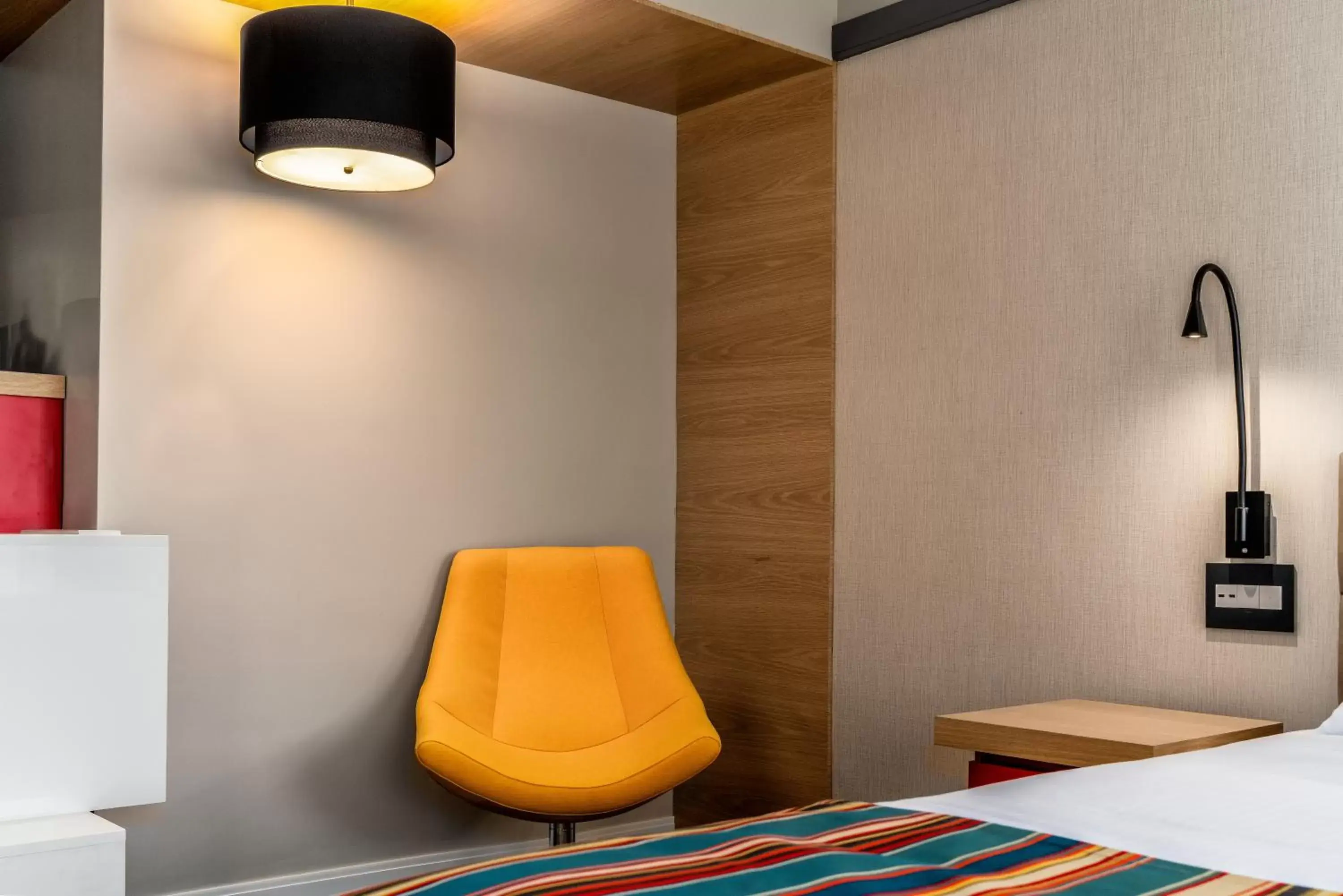 Standard King Room in Century Park Hotel LA Standard King Room in Century Park Hotel LA