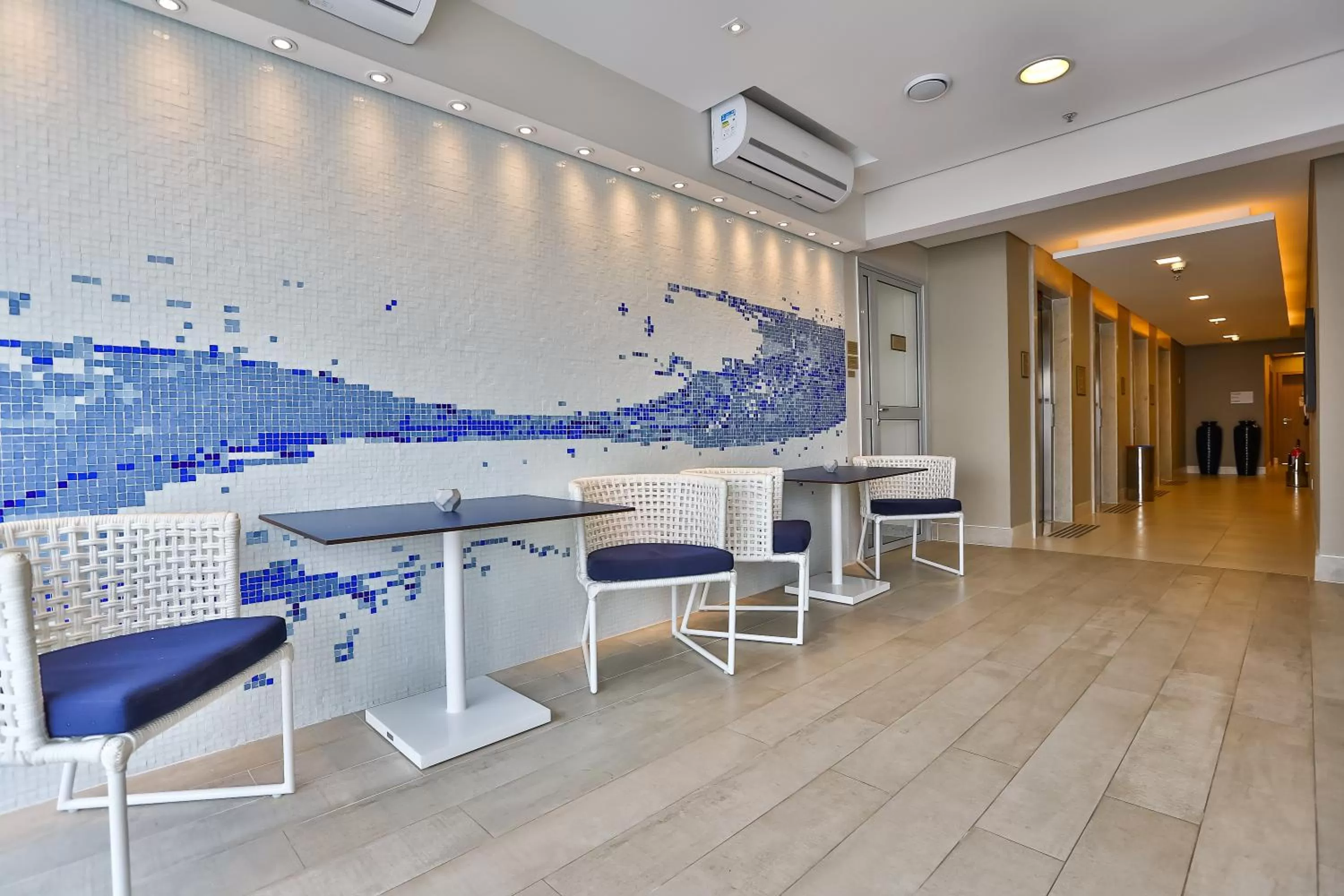 Swimming pool in Park Inn by Radisson Santos