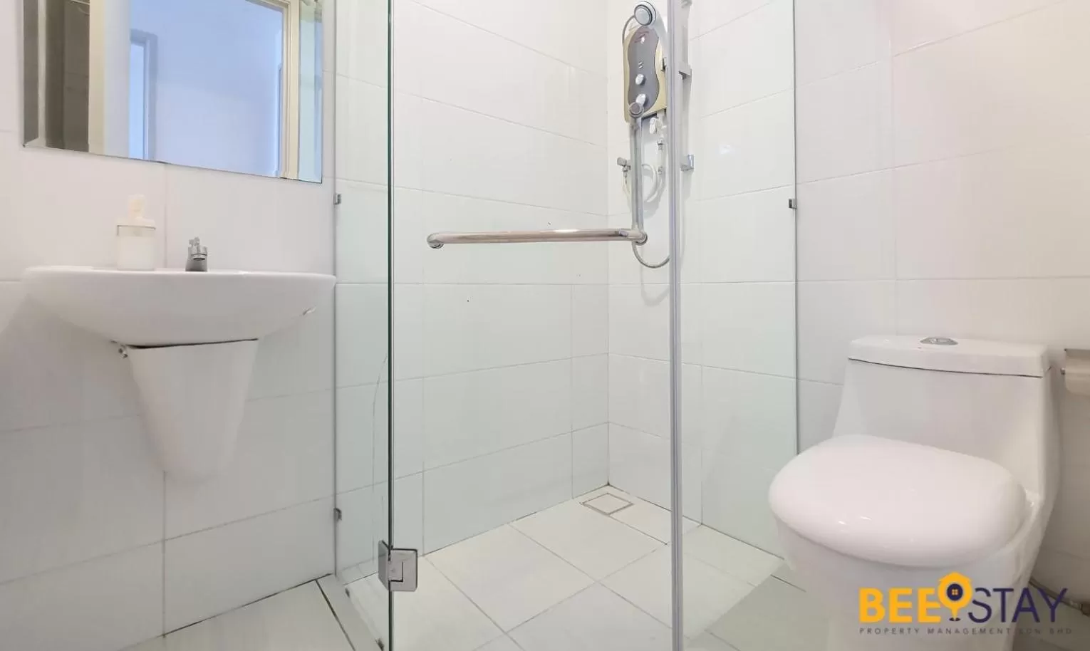 Bathroom in The Wave Suites Melaka by BEESTAY