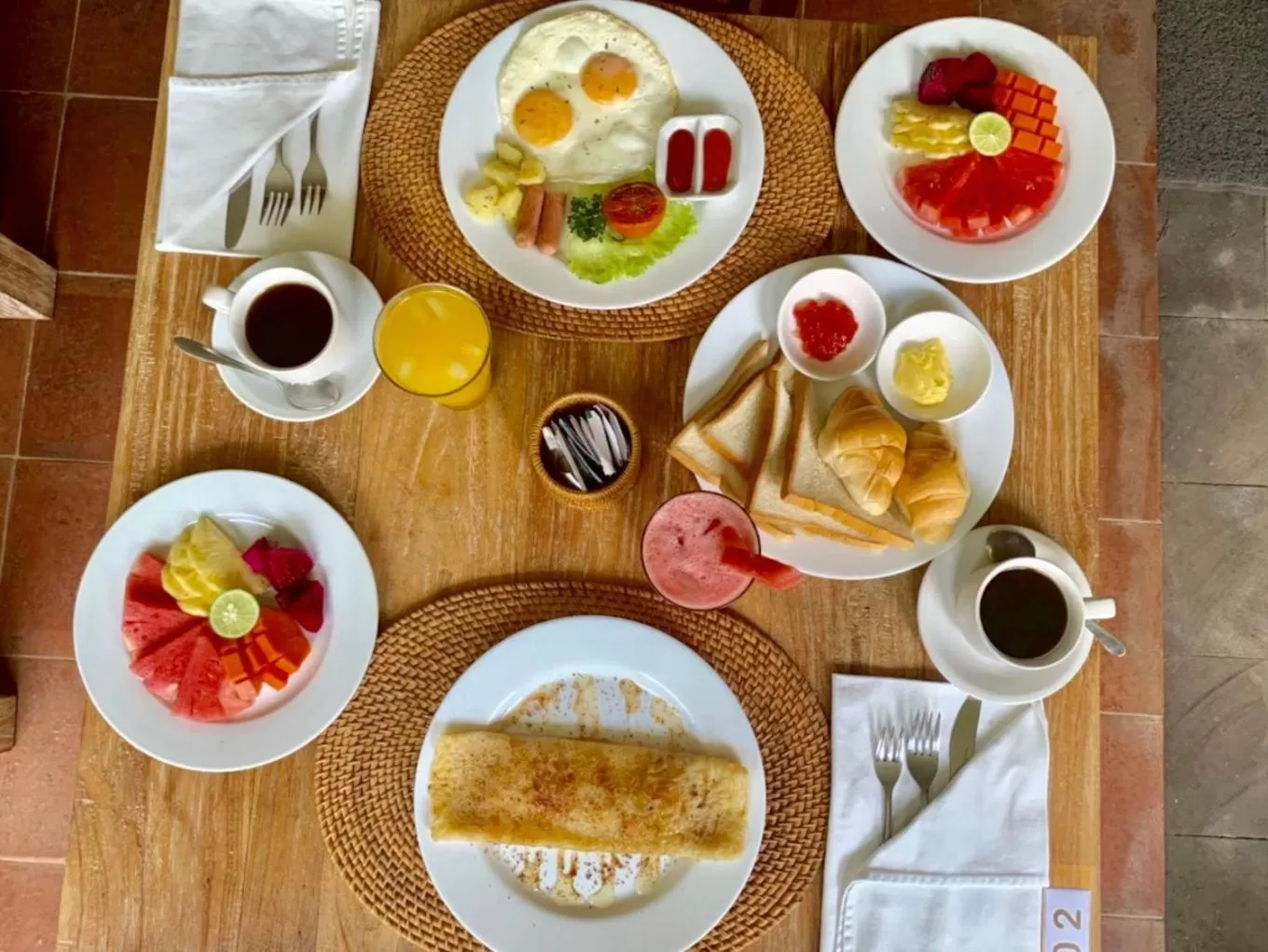 Food and drinks in Kailash Suites by GenuineHost