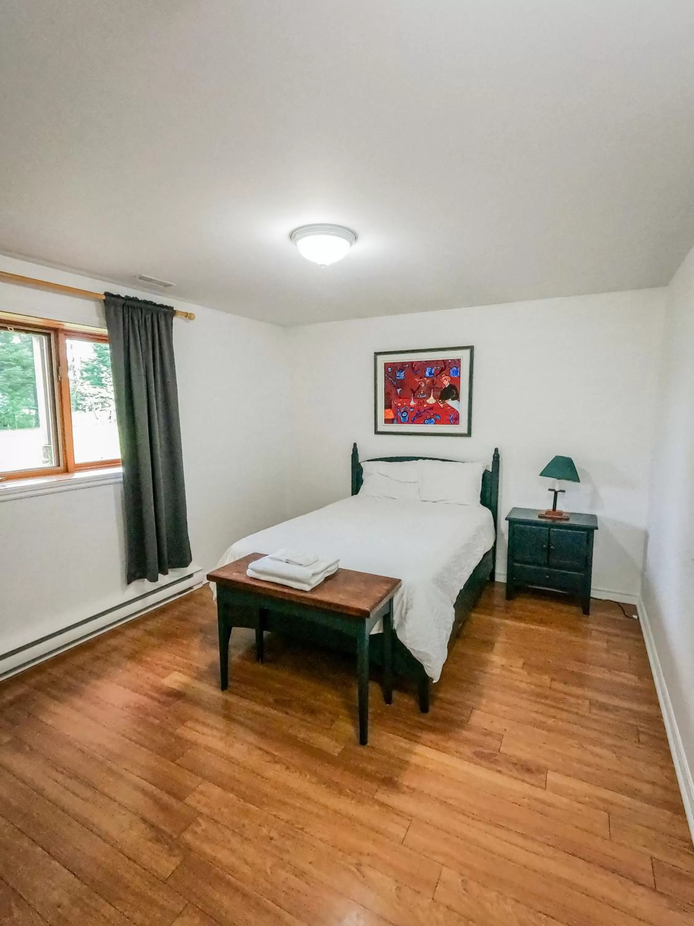 Bed in Camp Taureau - Altaï Canada