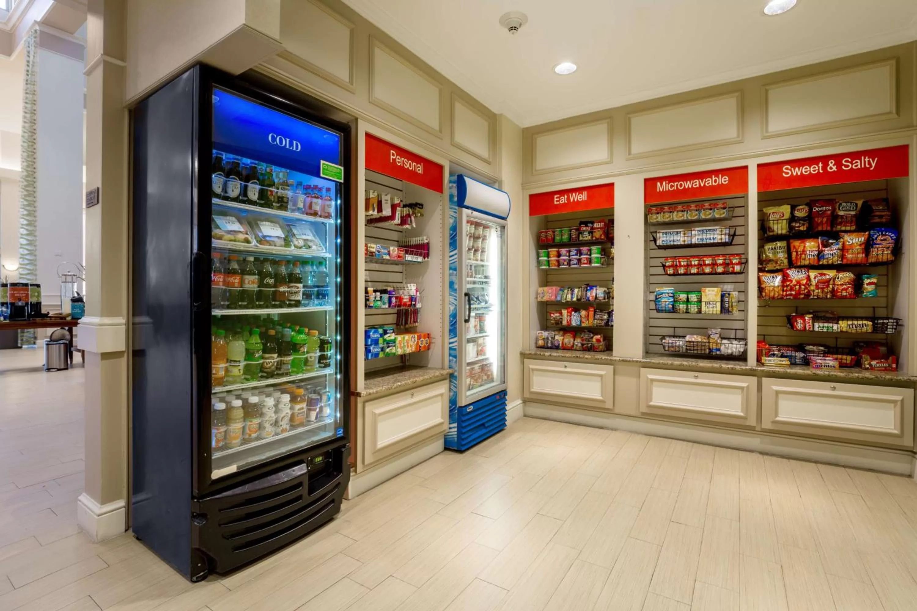 Restaurant/places to eat in Hilton Garden Inn Dallas/Market Center