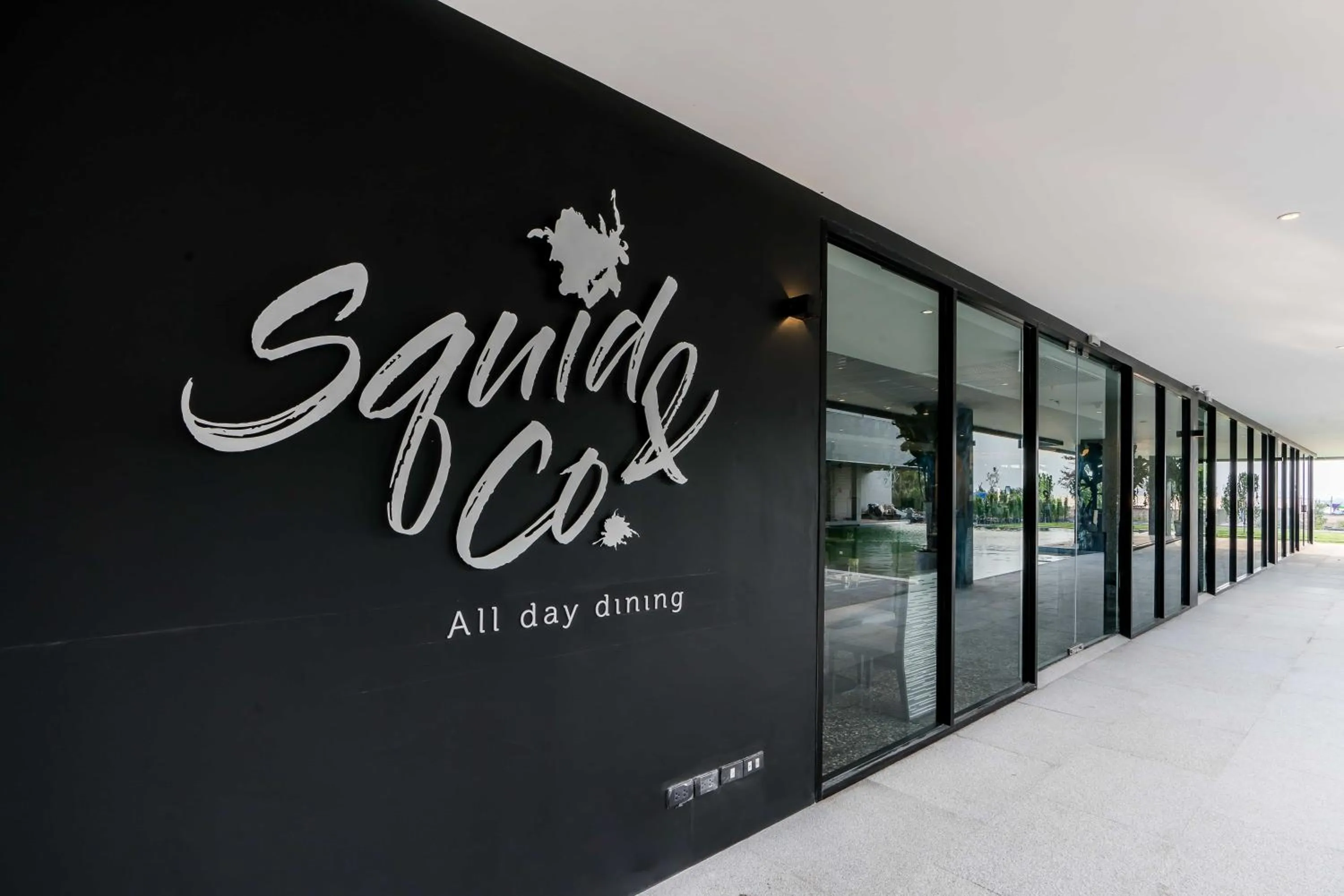 Restaurant/places to eat in Ana Anan Resort & Villas Pattaya