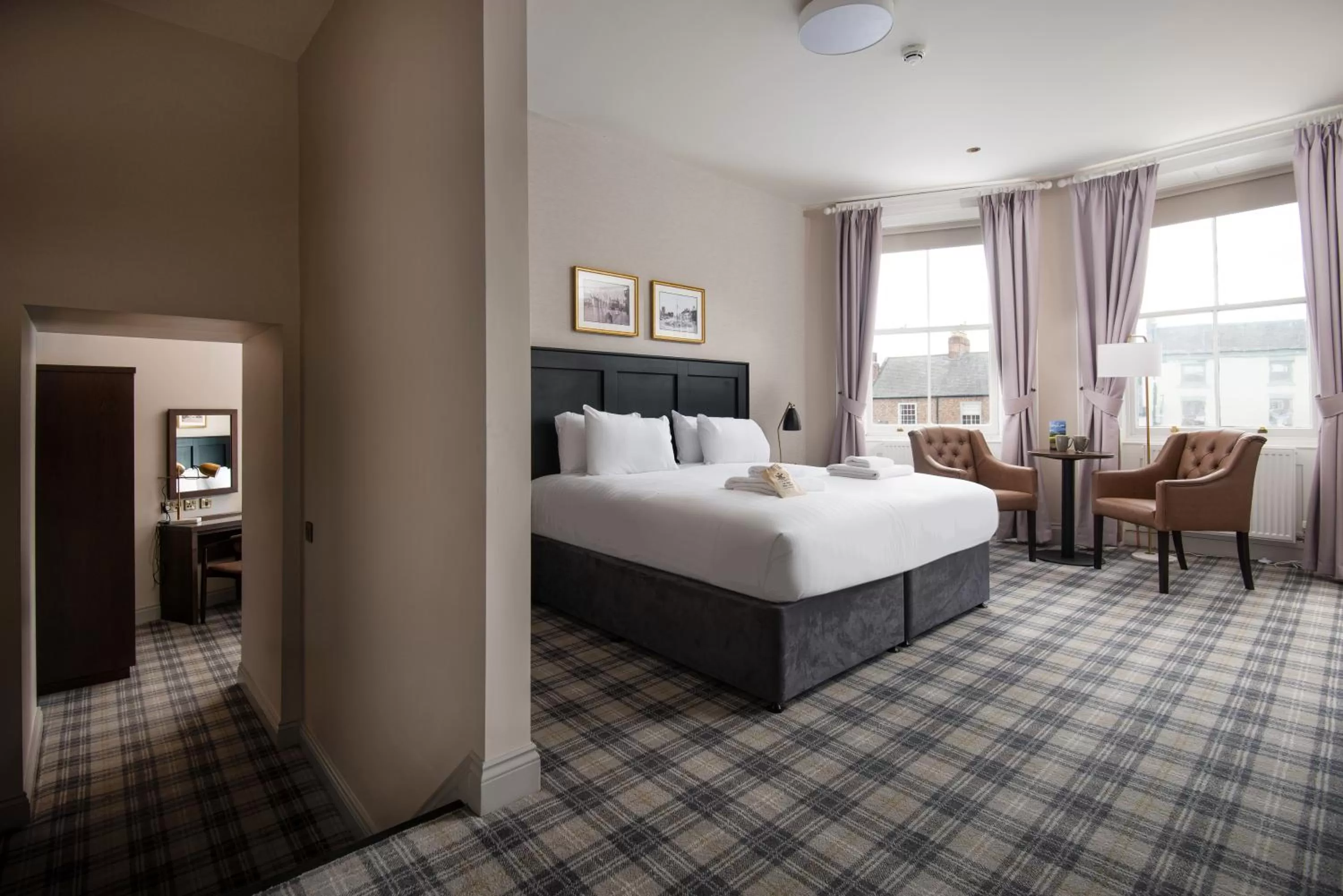 TV and multimedia, Bed in The Northallerton Inn - The Inn Collection Group