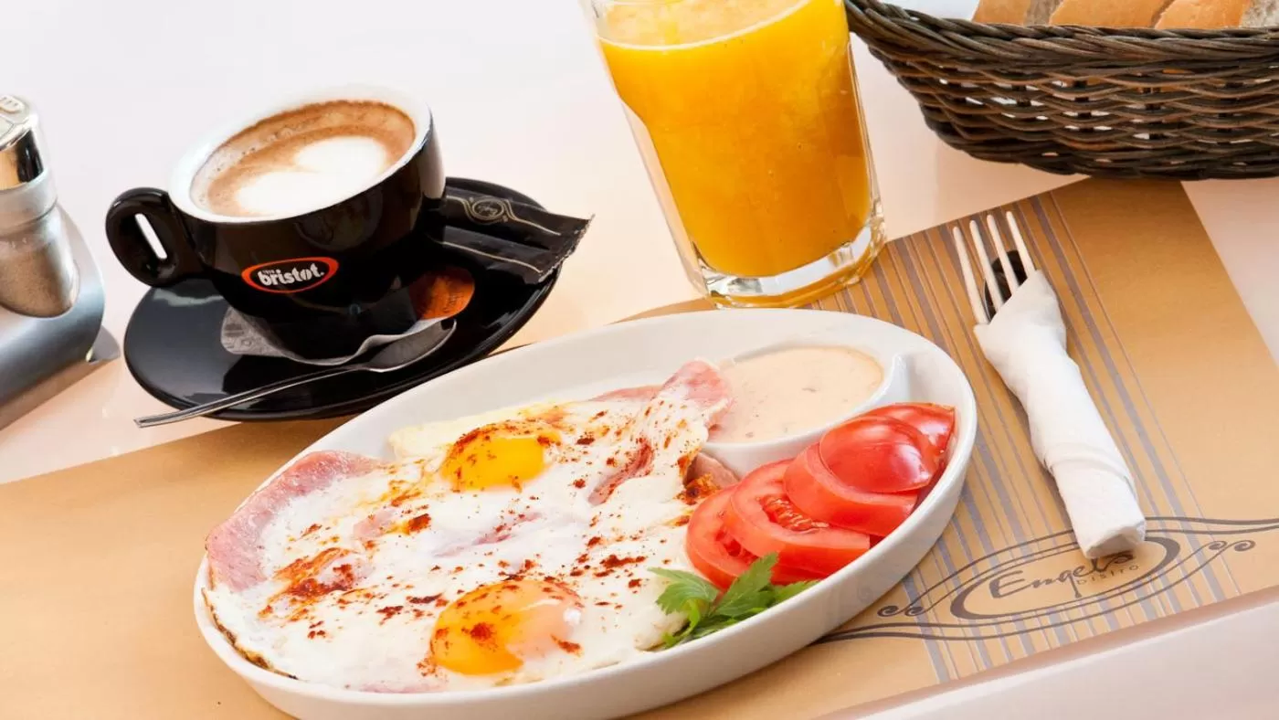 Breakfast in Porto Franco Residence