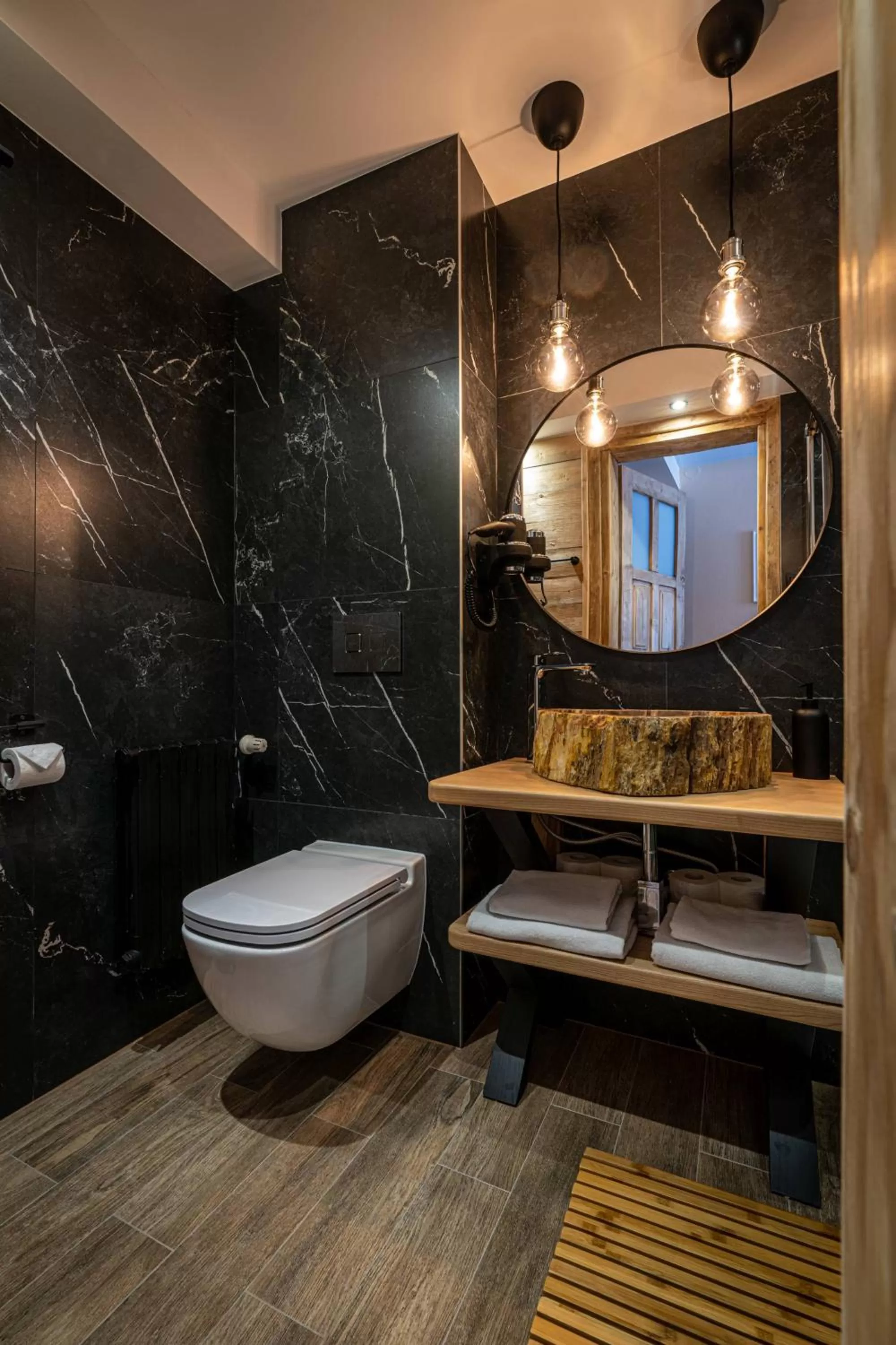 Toilet in Liberta INN - Pokoje Gościnne