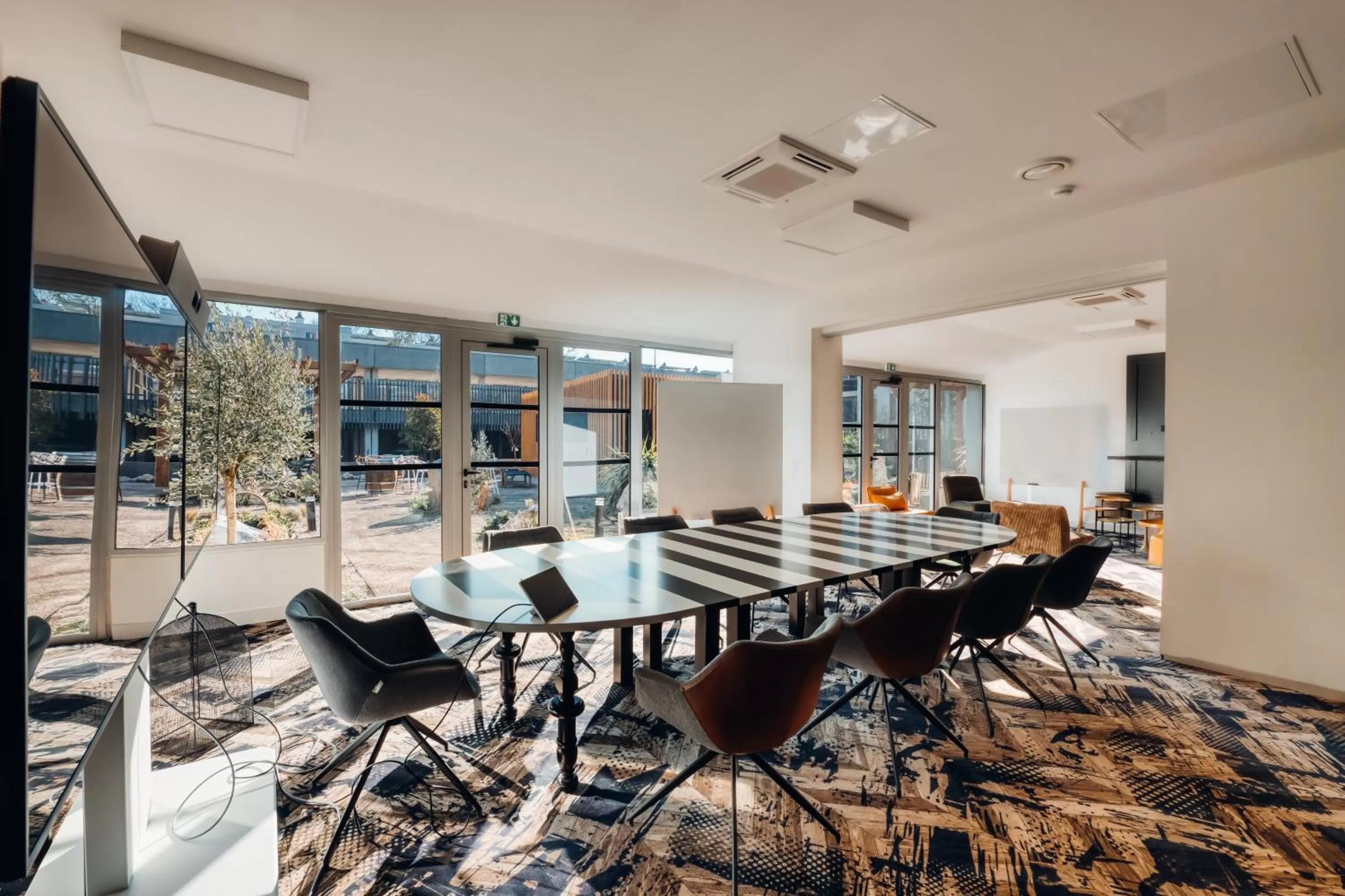 Meeting/conference room in COWOOL AVIGNON