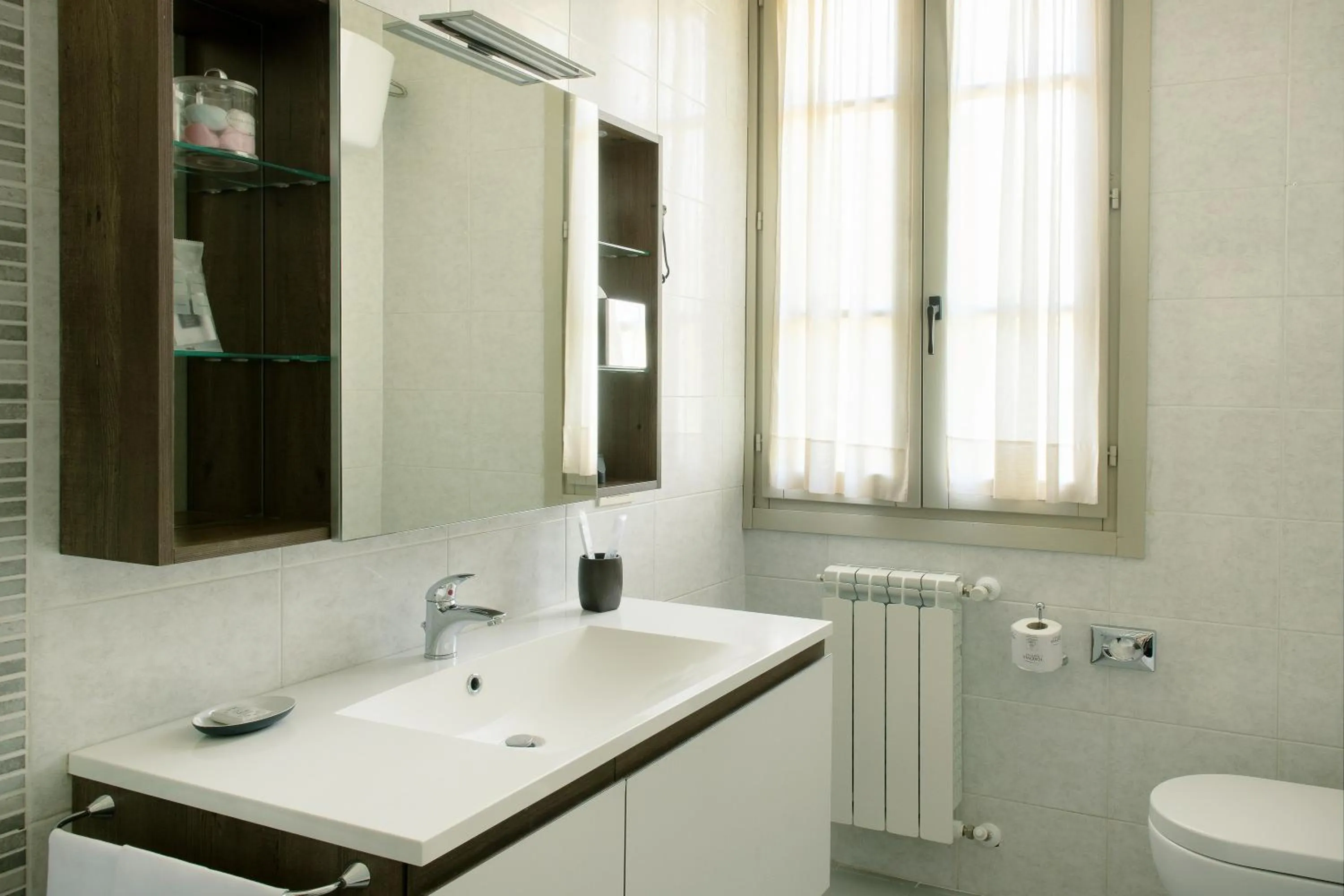 Shower in Si Montalcino Hotel