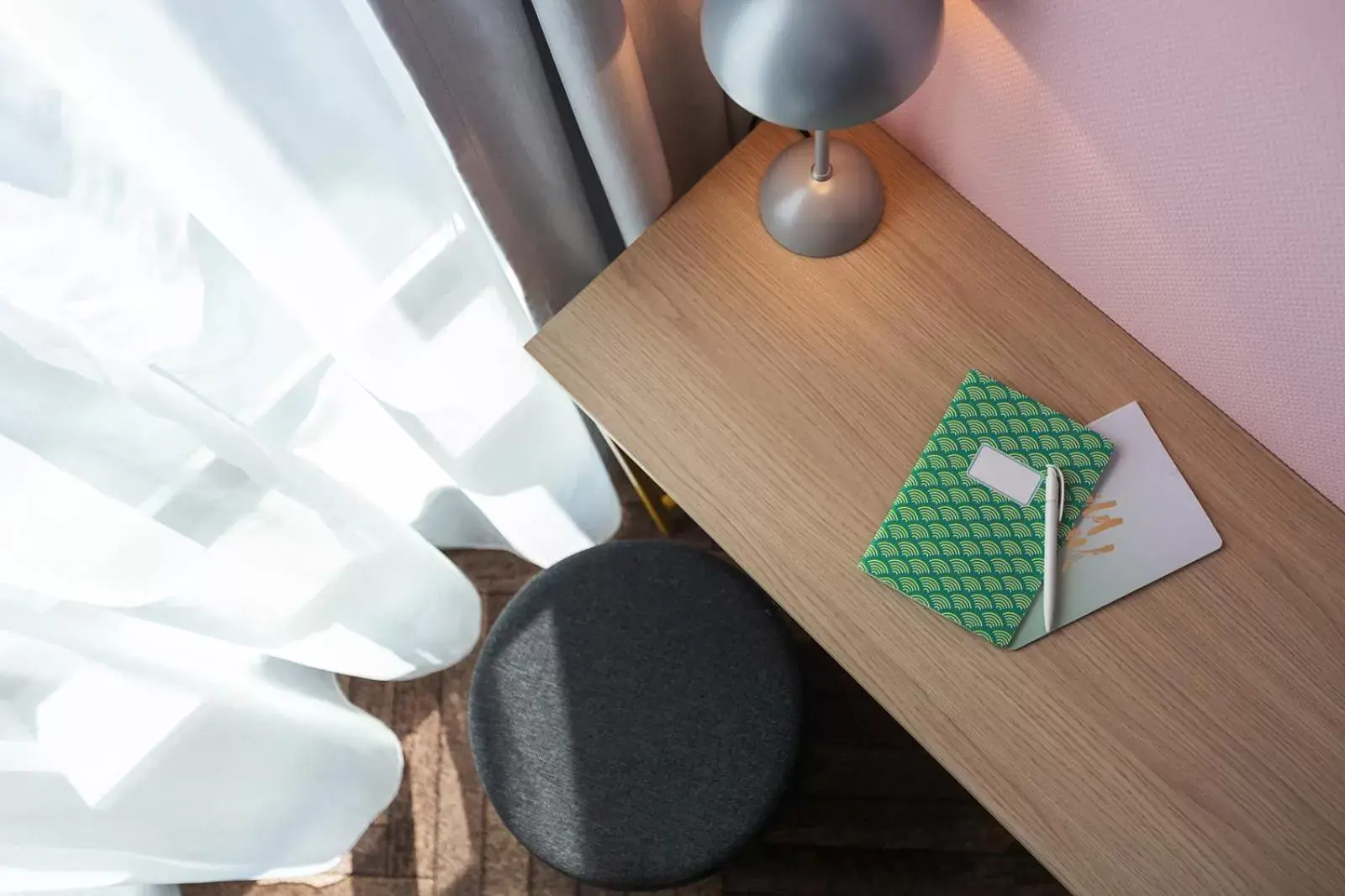 Premium Queen Room with Kitchenette in Holiday Inn - the niu, Belt Frankfurt Eschborn by IHG Premium Queen Room with Kitchenette in Holiday Inn - the niu, Belt Frankfurt Eschborn by IHG