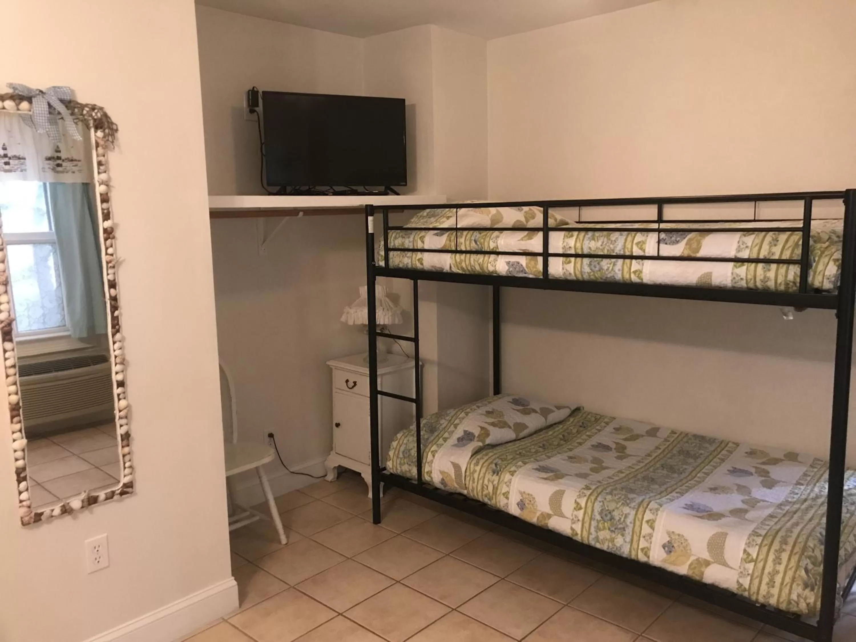 bunk bed in Angie's Guest Cottage