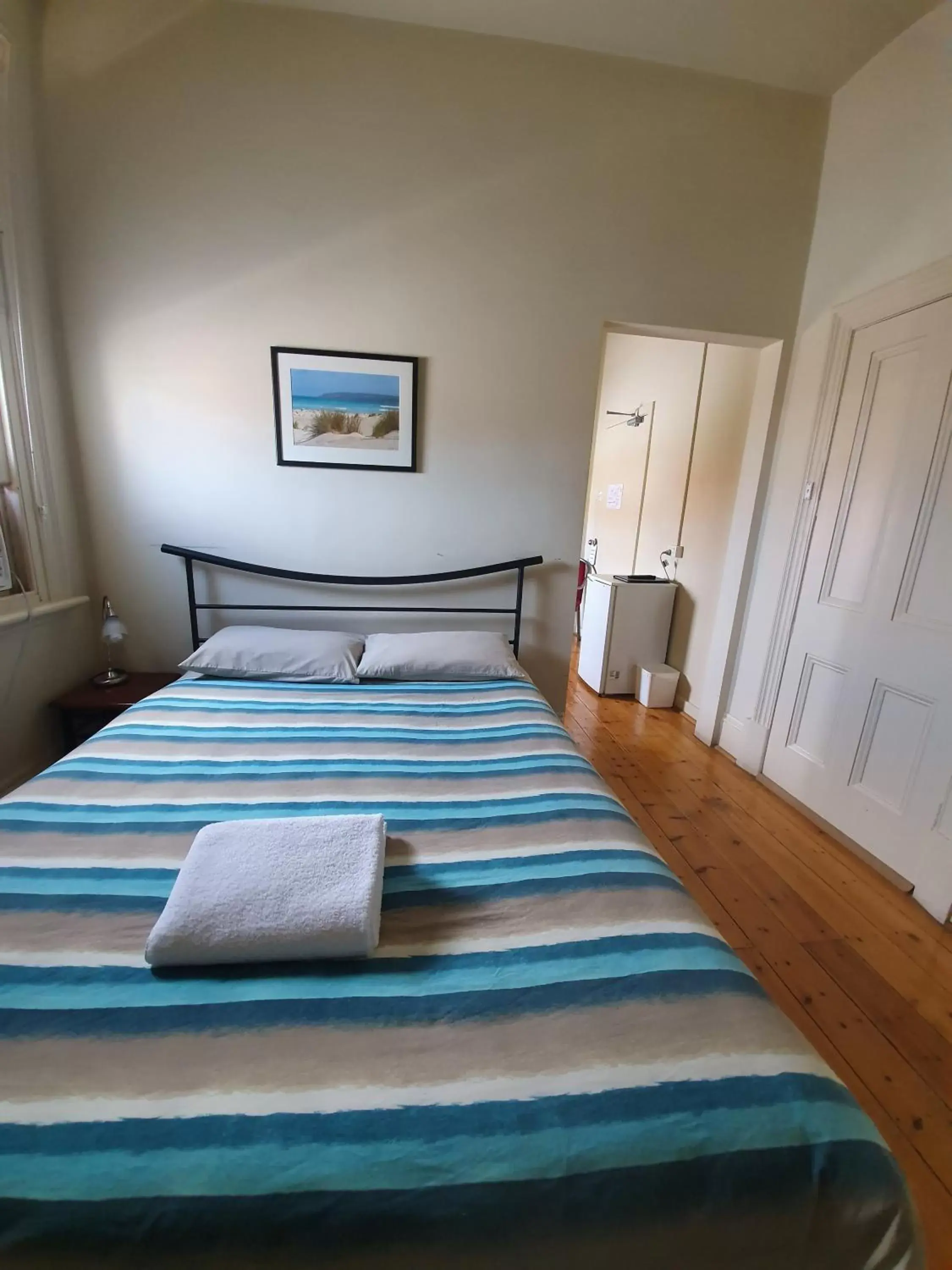 Triple Room in Pier Hotel Port Lincoln Triple Room in Pier Hotel Port Lincoln