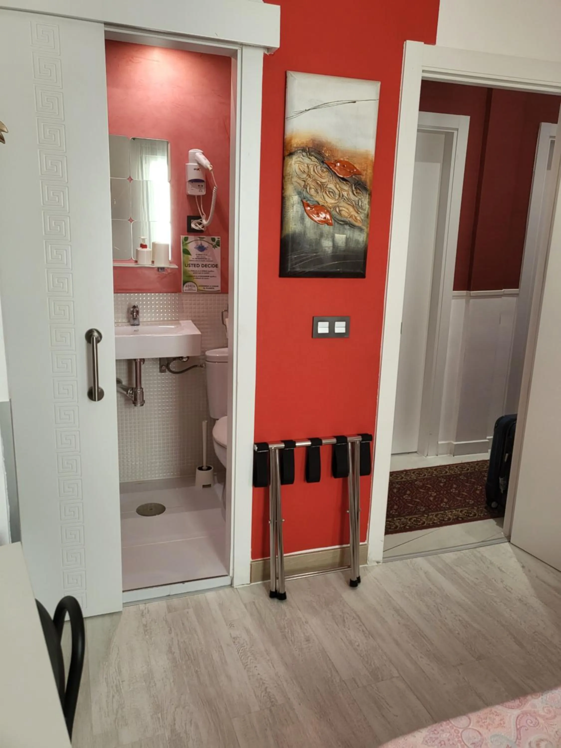 Bathroom in Hostal Inn Madrid