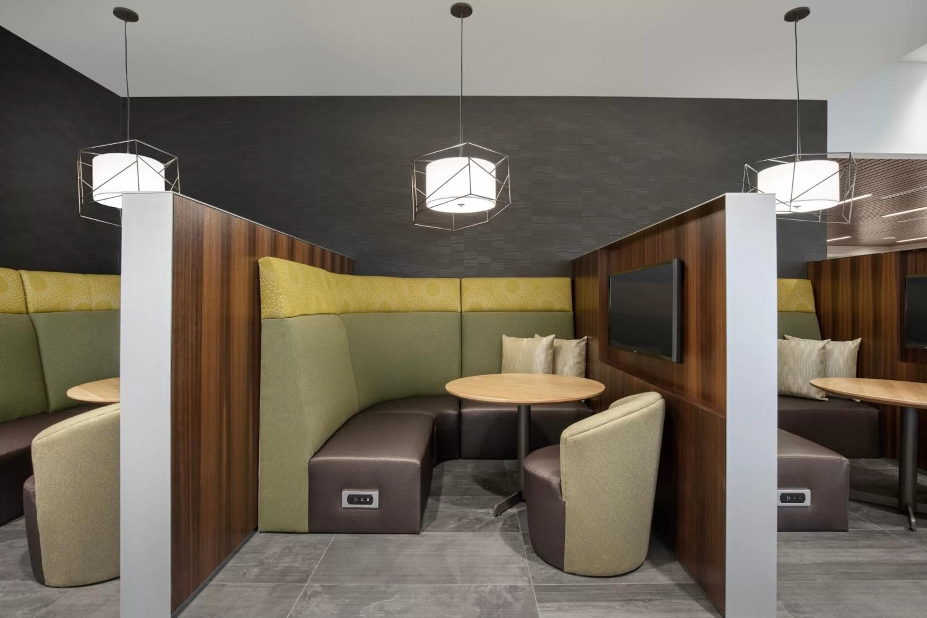 Lobby or reception in Courtyard by Marriott Nanaimo