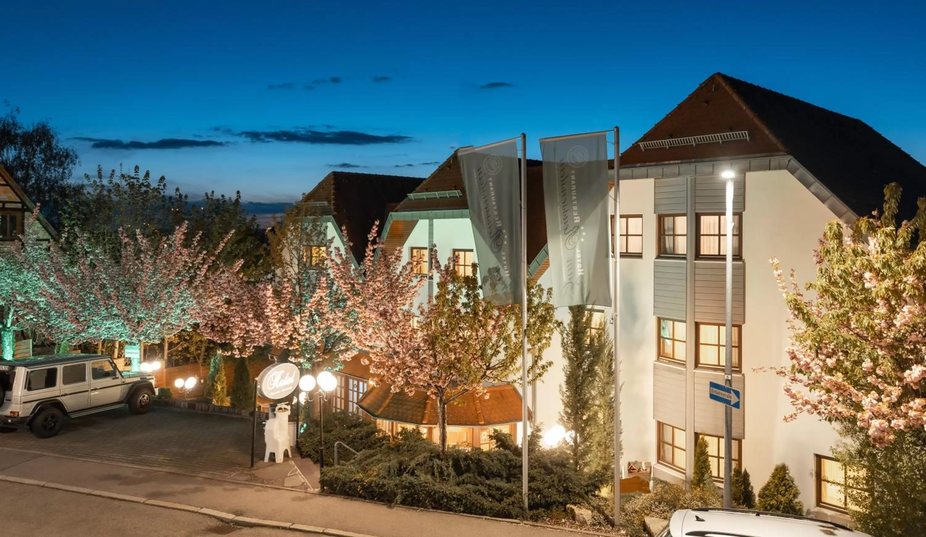 Property building in Hotel & Restaurant Zum Reussenstein