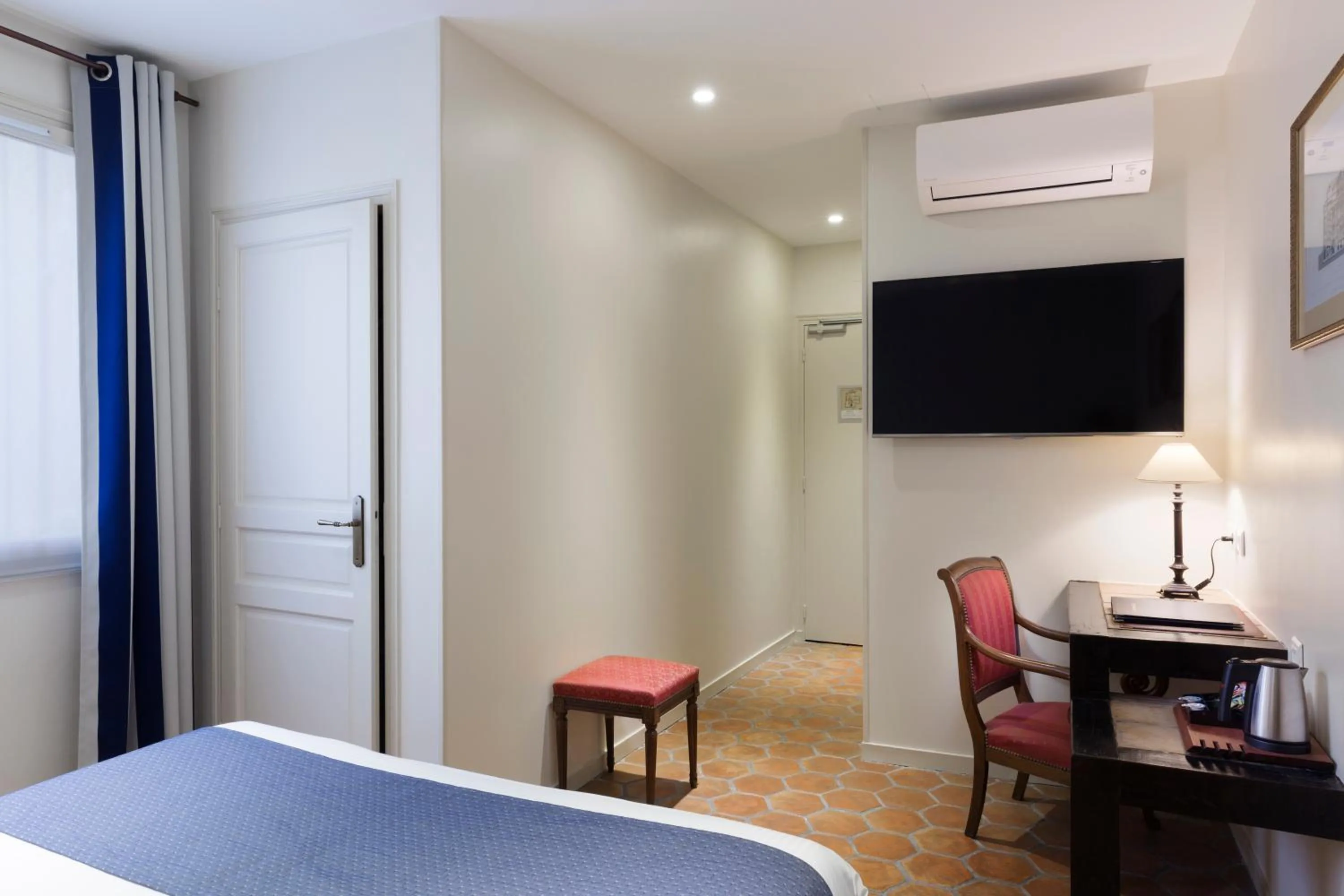 Bed in Hotel Mogador