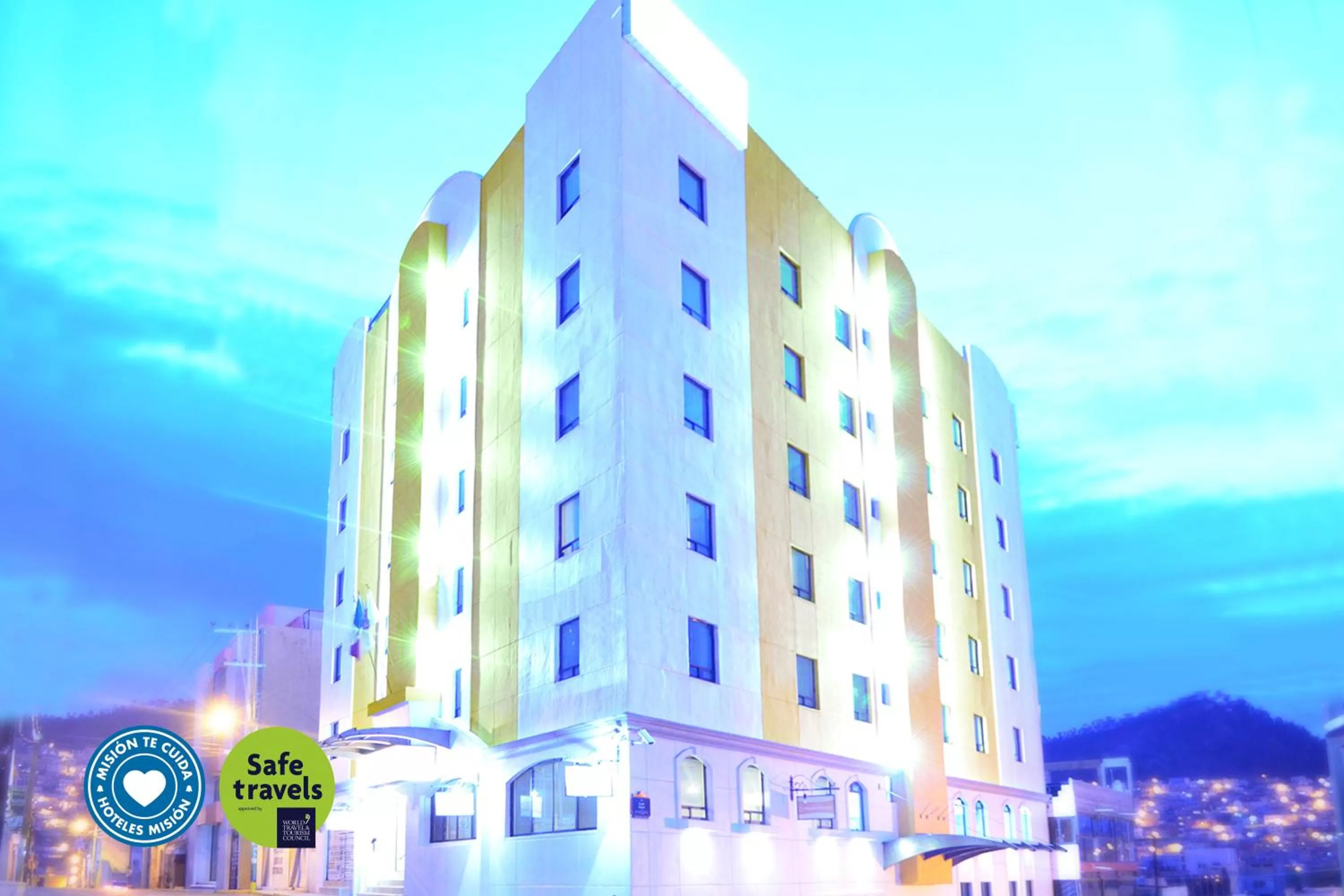 Facade/entrance in Mision Express Pachuca