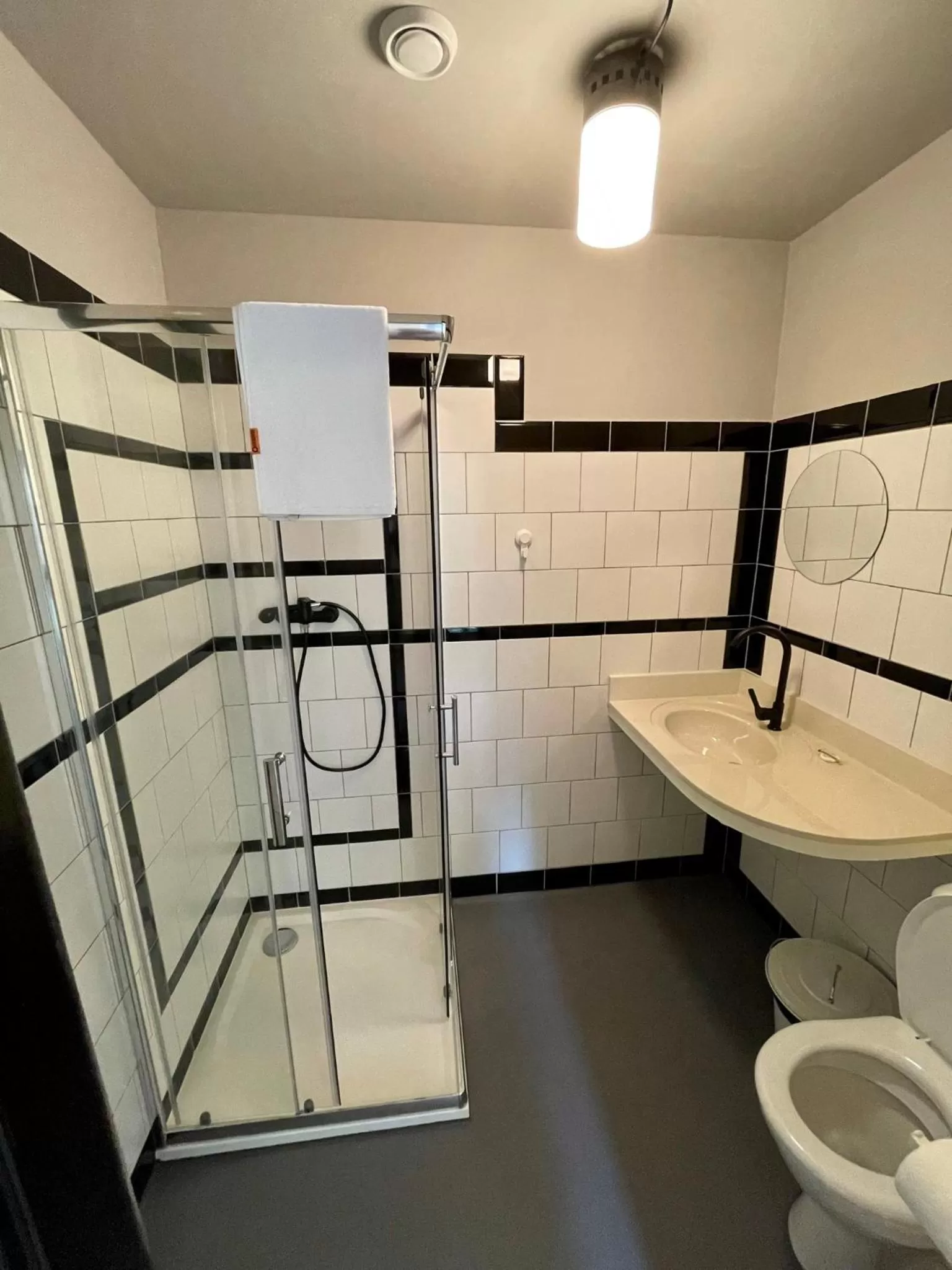 HARABURDI® Recyclart Hotel