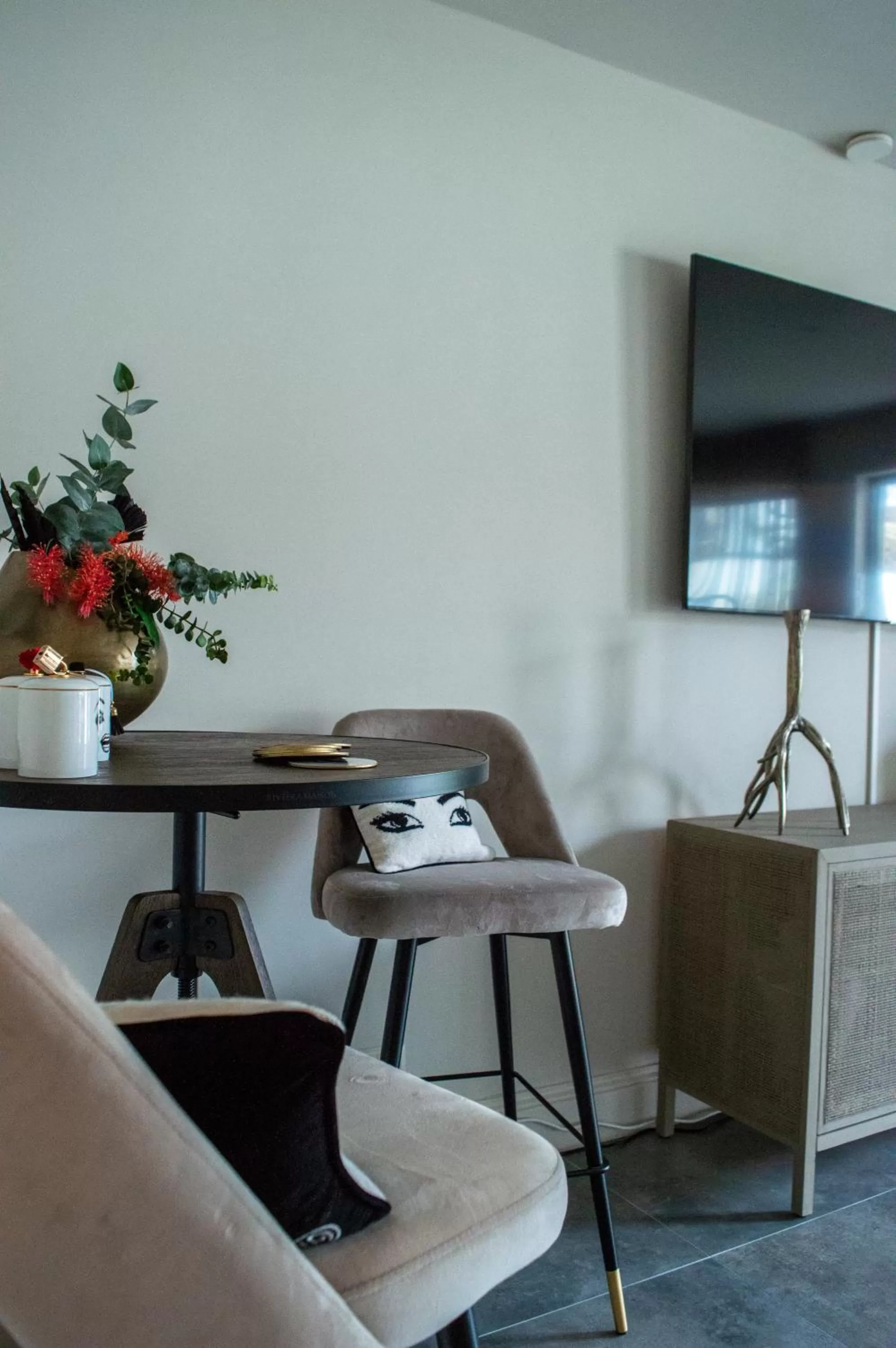 Seating Area in B&B Bubbles&Bites