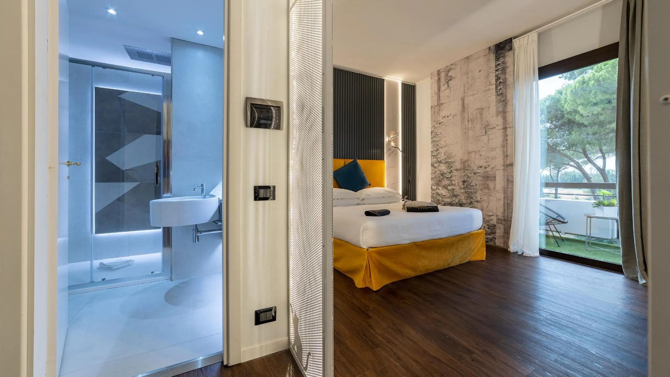 Bathroom, Bed in Hotel Salus Terme - Adults Only