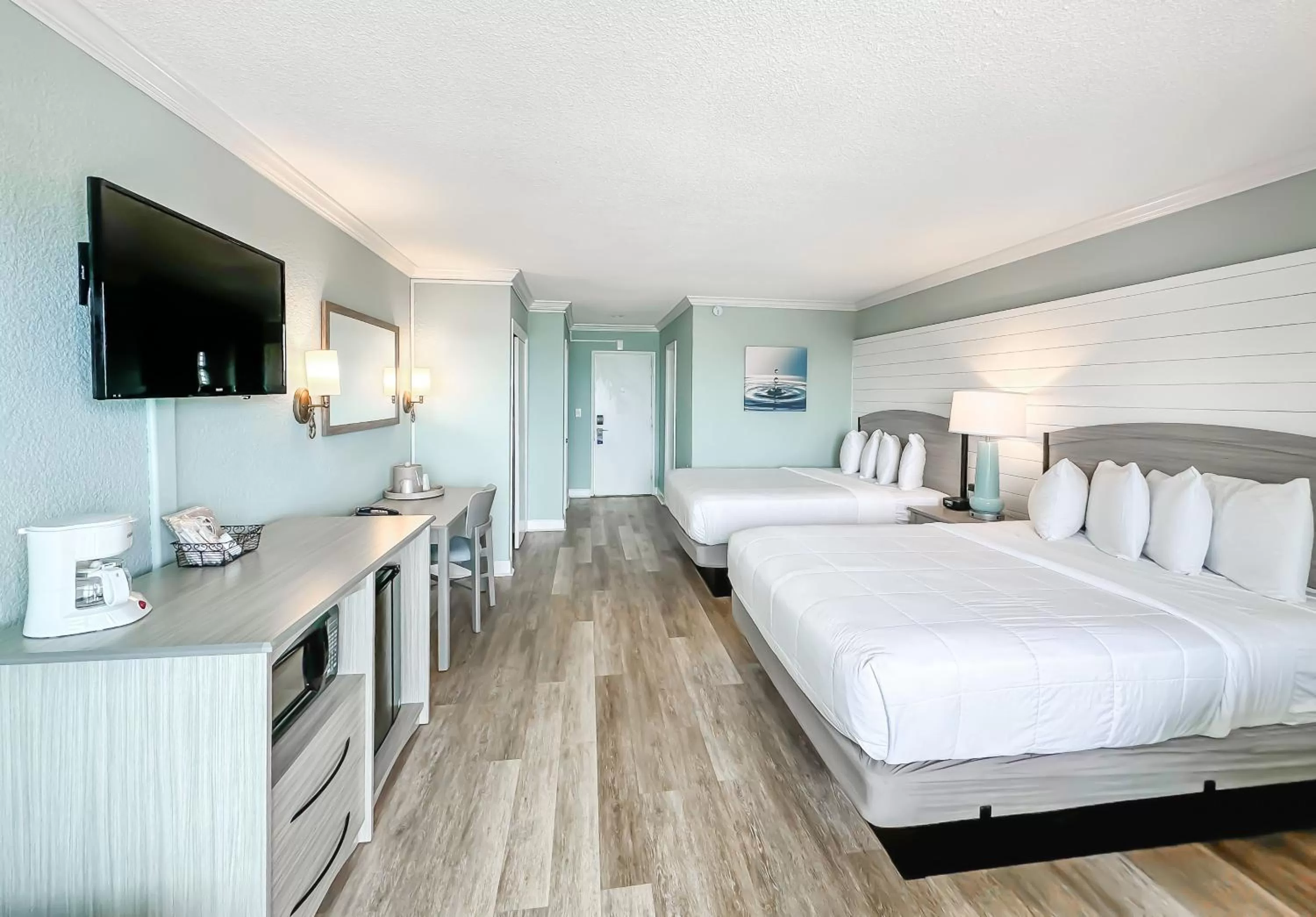 Thunderbird Beach Resort