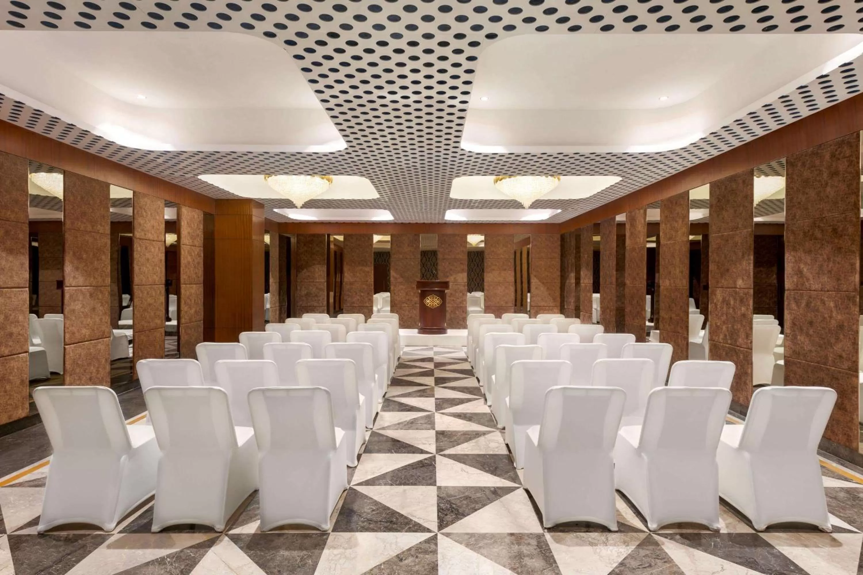 Banquet/Function facilities in Howard Johnson by Wyndham Udaipur Roop Nagar