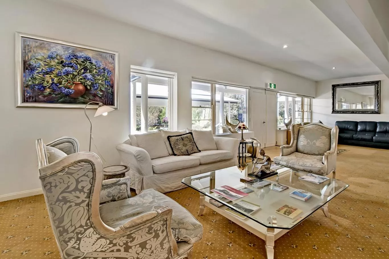 Library in Bundanoon Lodge