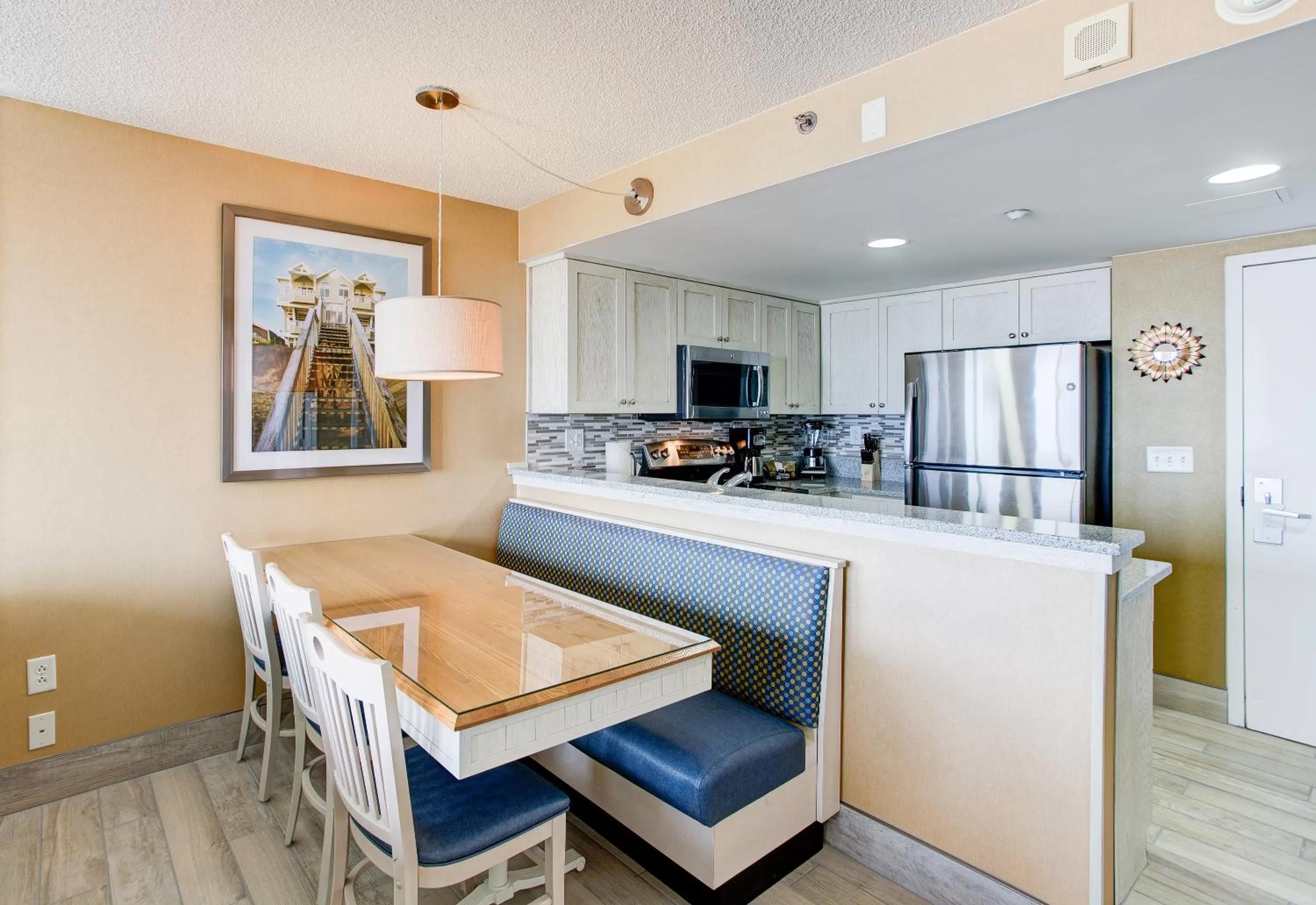 Dining area in Boardwalk Resort and Villas