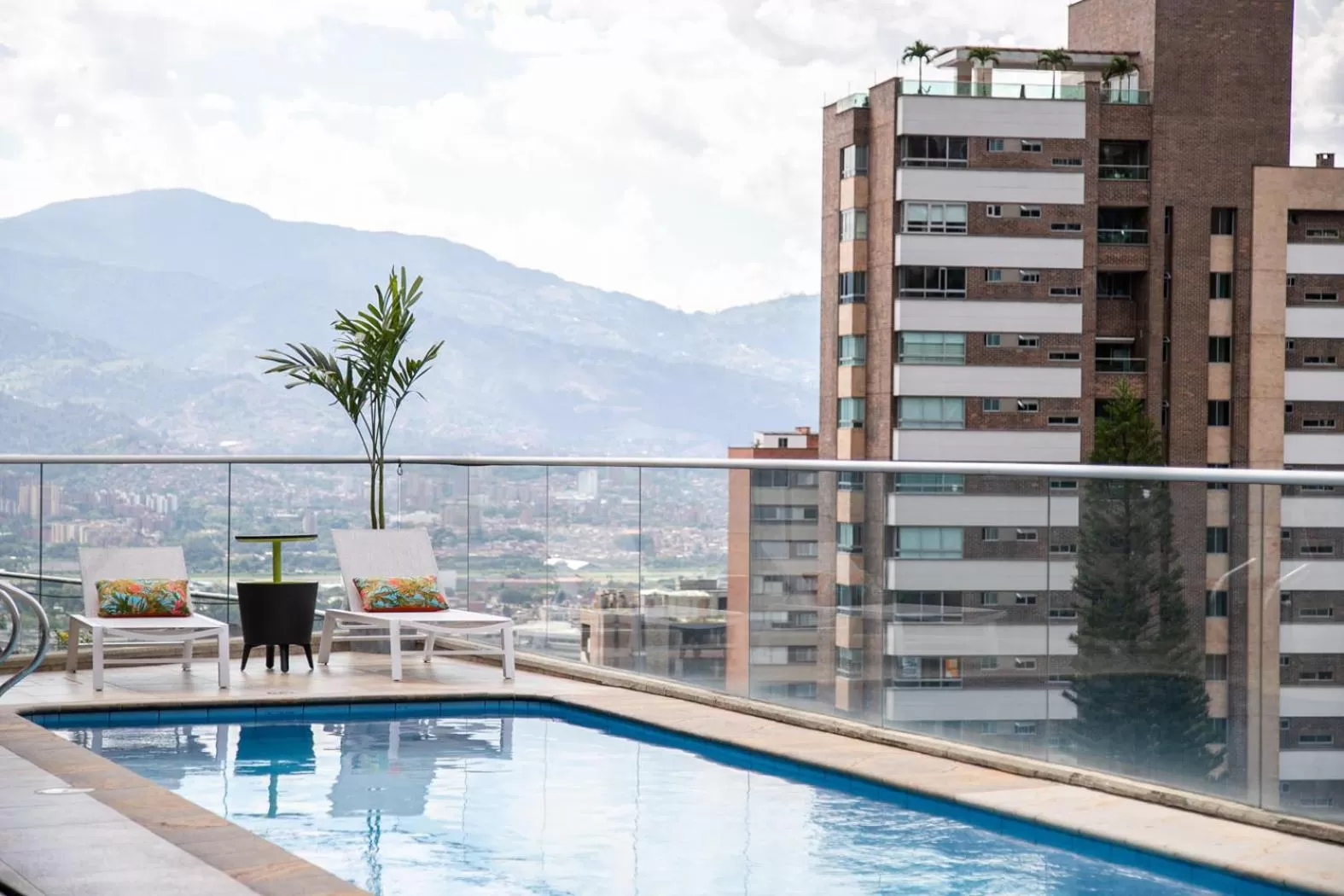 Swimming Pool in Soul Lifestyle Hotel
