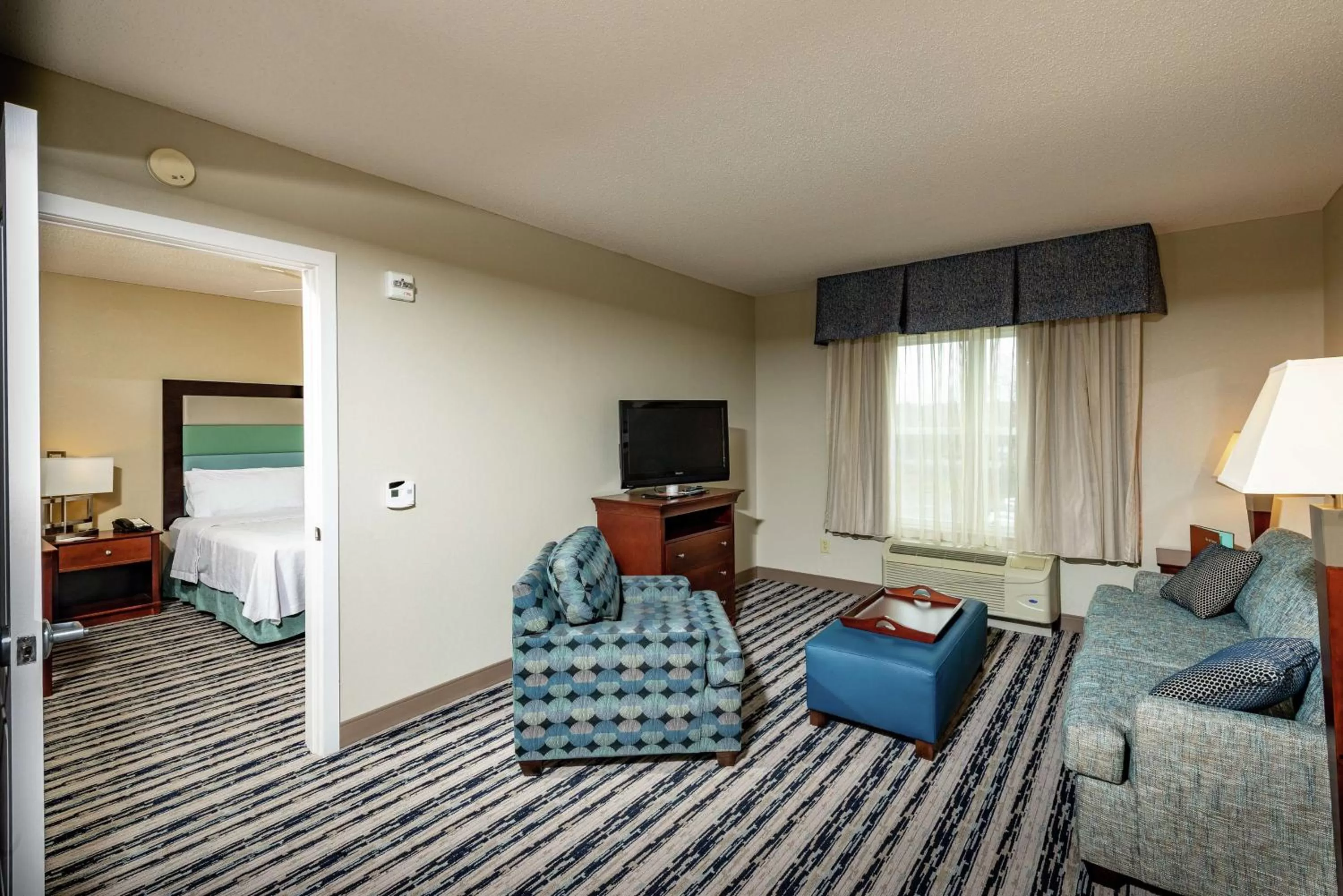 Bedroom, Bed in Homewood Suites by Hilton Portland