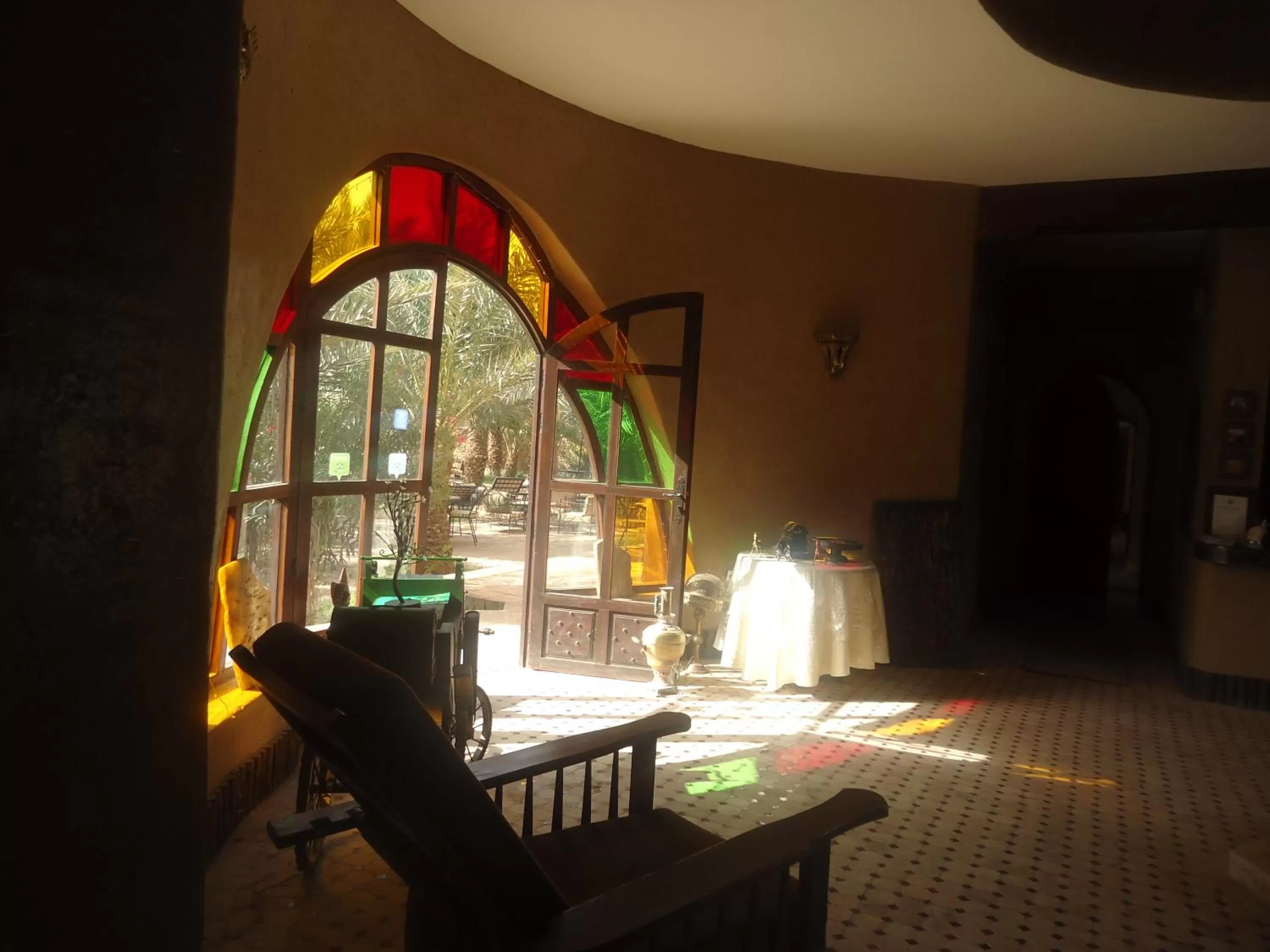 Day, Seating Area in La Rose Du Desert