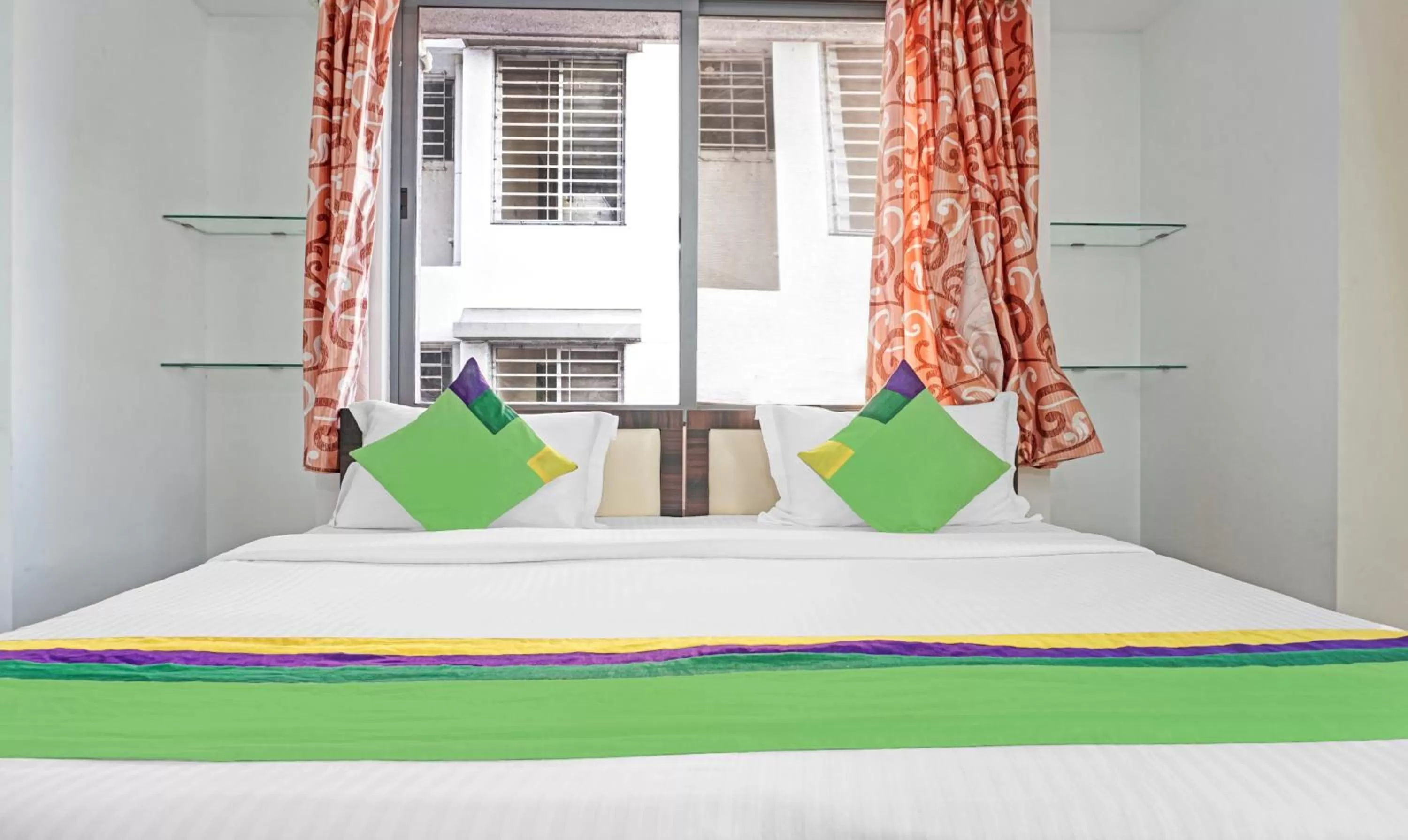 Bed in Treebo Atithi Corporate Stay Baner IT Hub