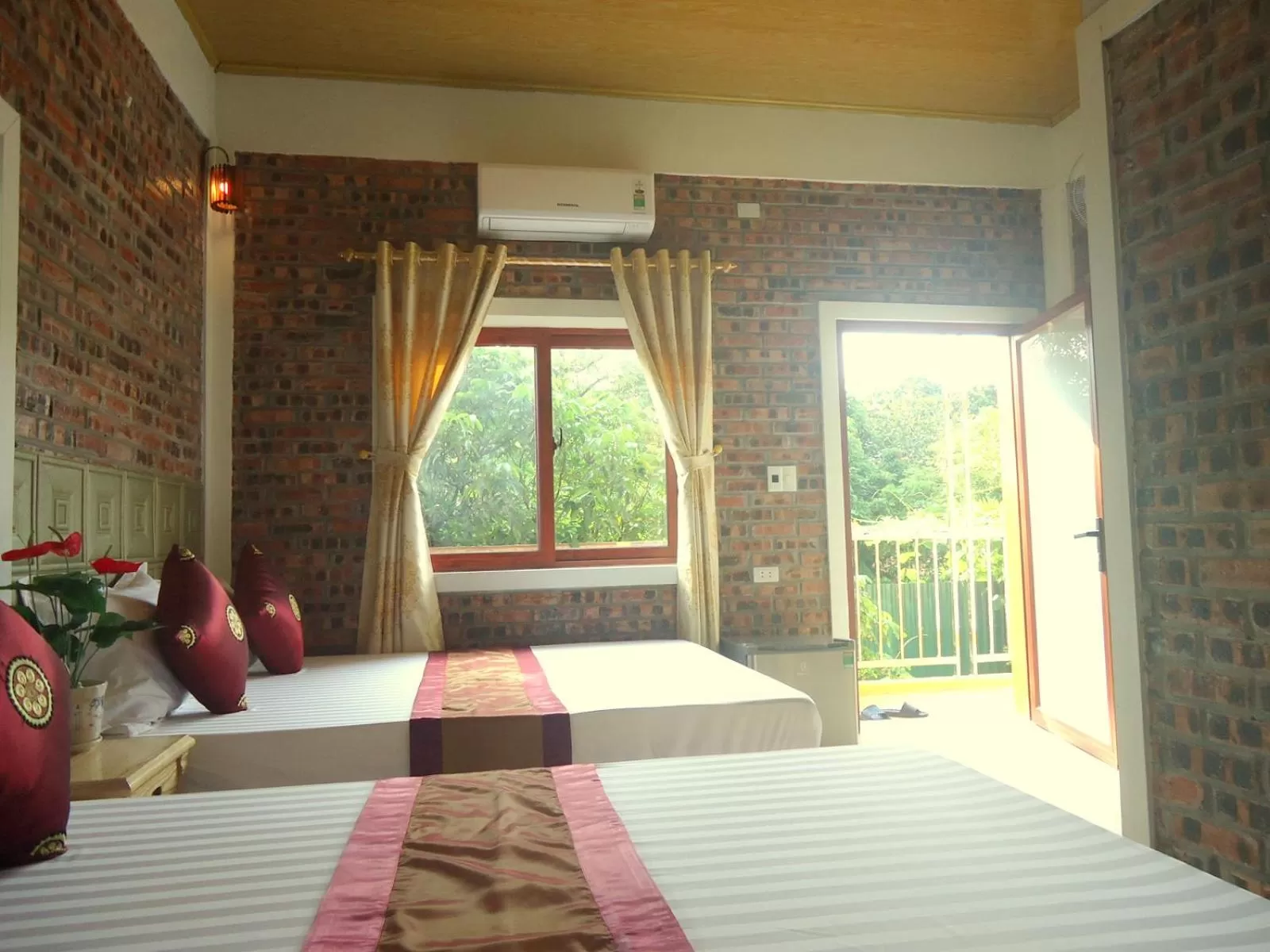 Bedroom, Bed in Green Space Homestay